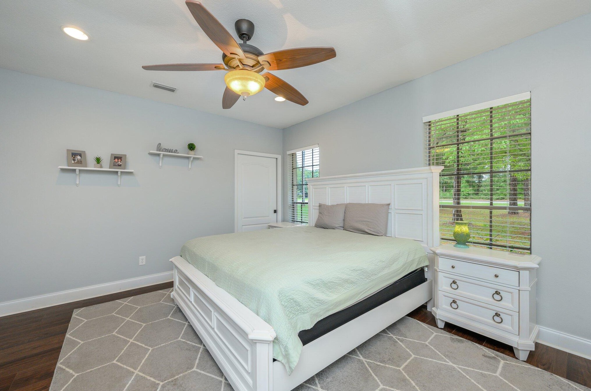 1202 Grandview Dr, Crestview FL  32539-8530 exterior