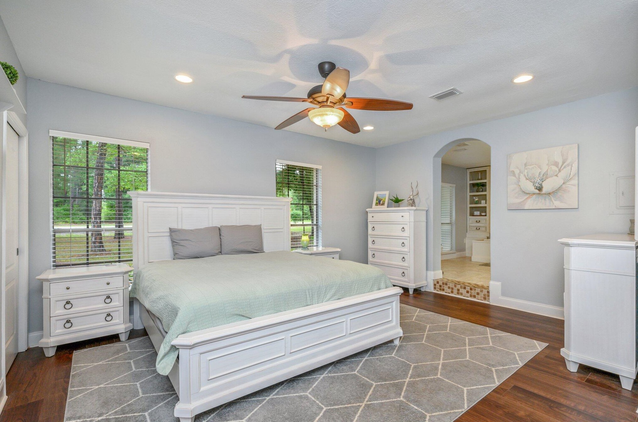 1202 Grandview Dr, Crestview FL  32539-8530 exterior