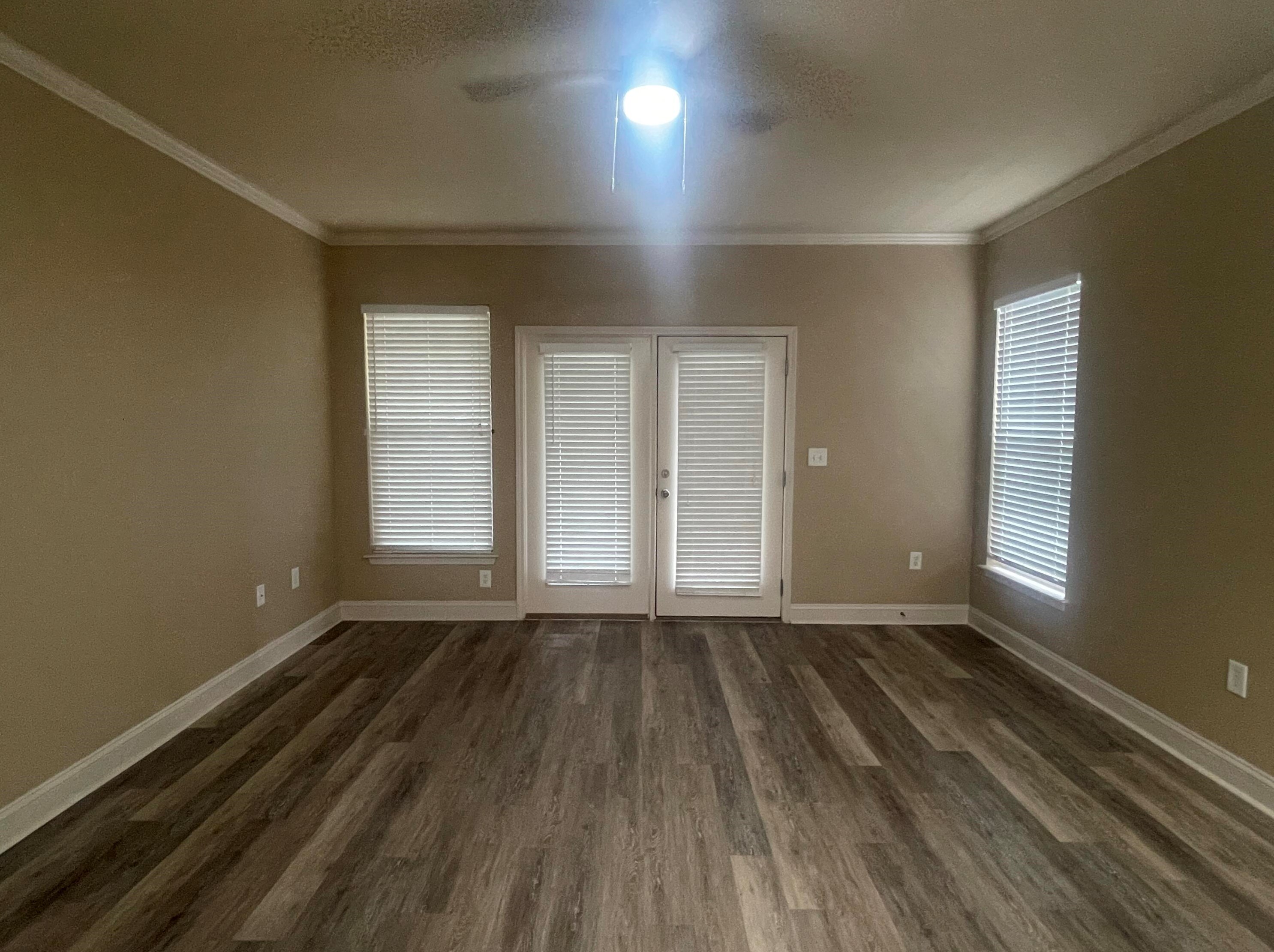 18 N Sand Palm Rd, Freeport, FL 32439