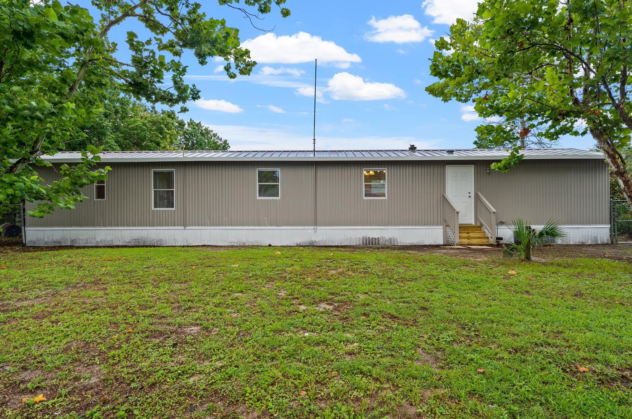 603 Live Oak Ln, Panama City FL  32408-5202 exterior