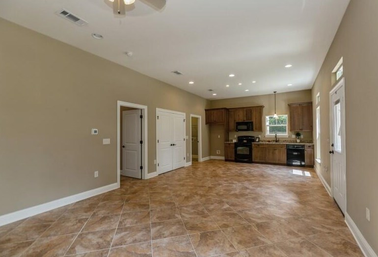 1457 Mill Creek Dr, Crestview FL  32531-8479 exterior