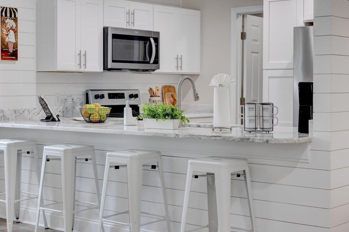 17 Mary Esther Dr, Mary Esther FL  32569-1831 exterior