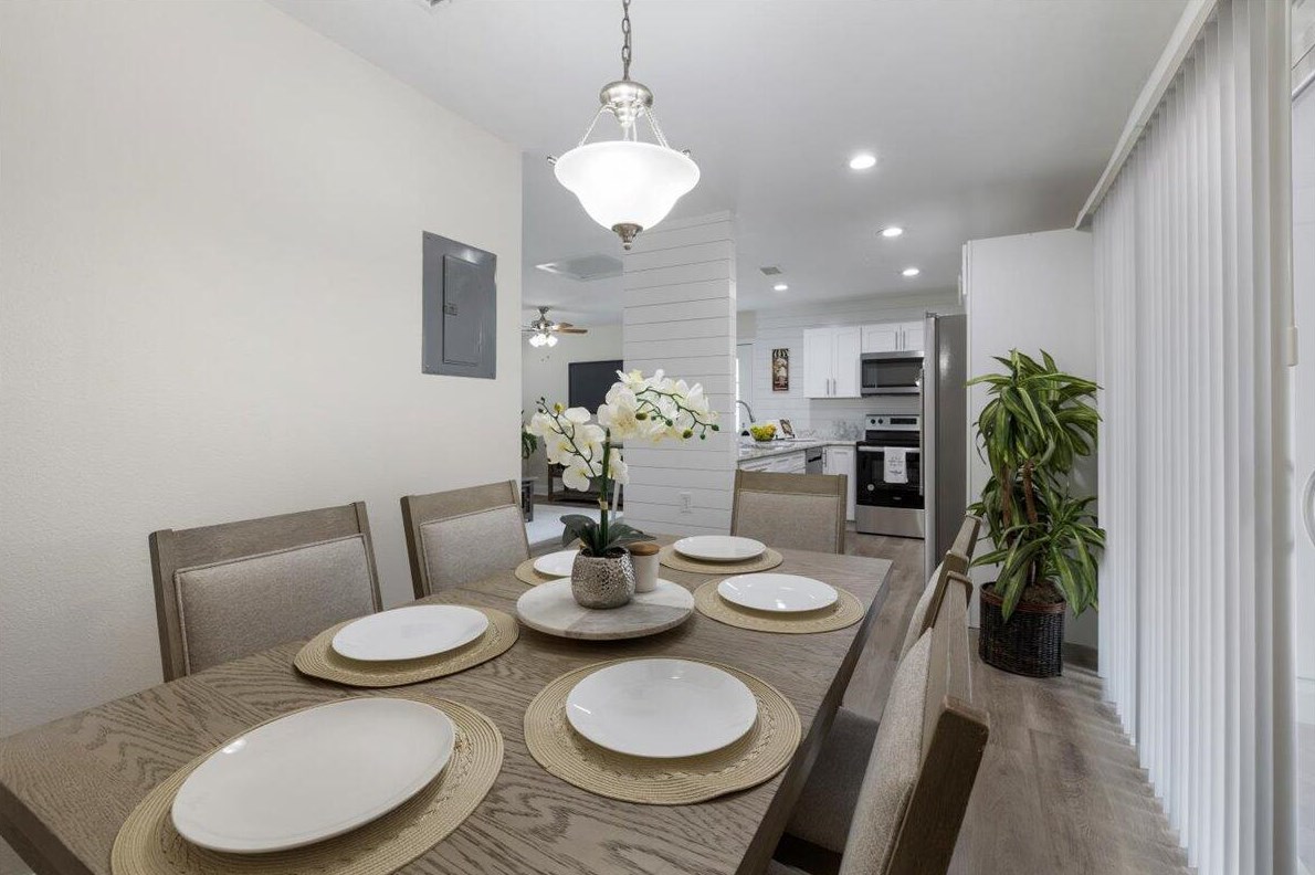 17 Mary Esther Dr, Mary Esther FL  32569-1831 exterior