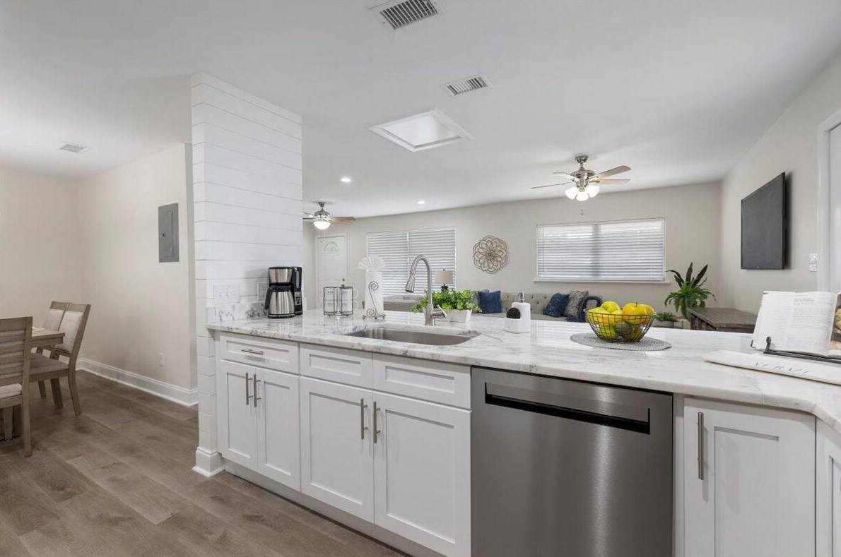 17 Mary Esther Dr, Mary Esther FL  32569-1831 exterior