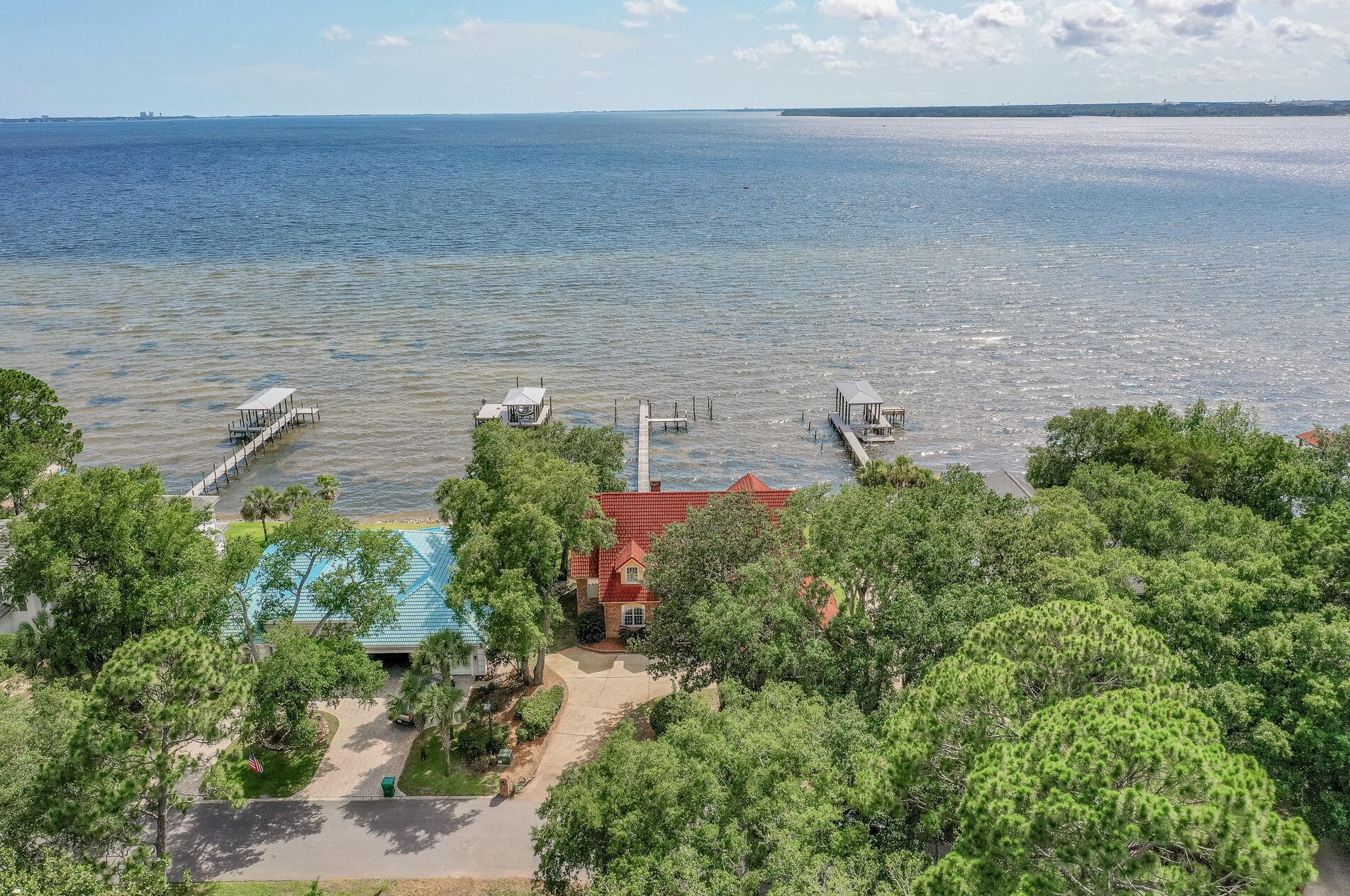 1333 Windward Cir, Niceville, FL 32578-4310