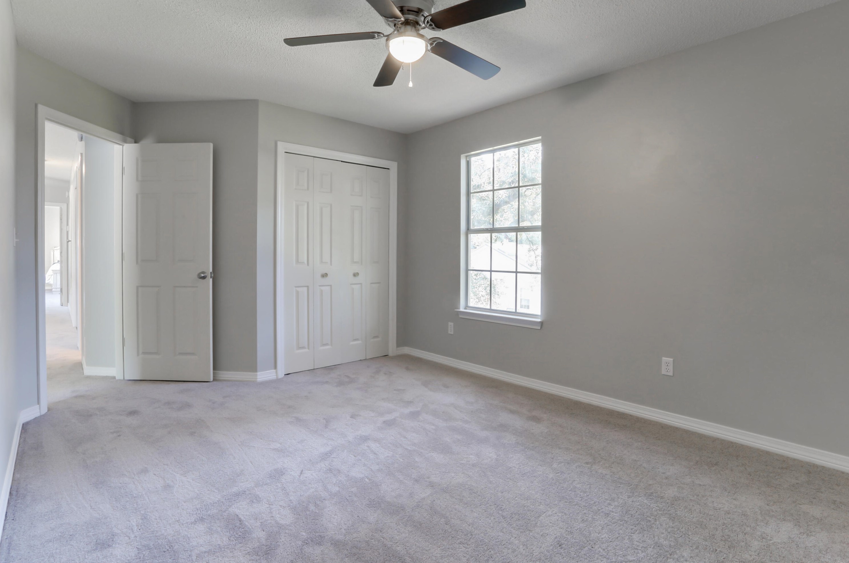 512 Hillview Cir, Crestview FL  32536-9264 exterior