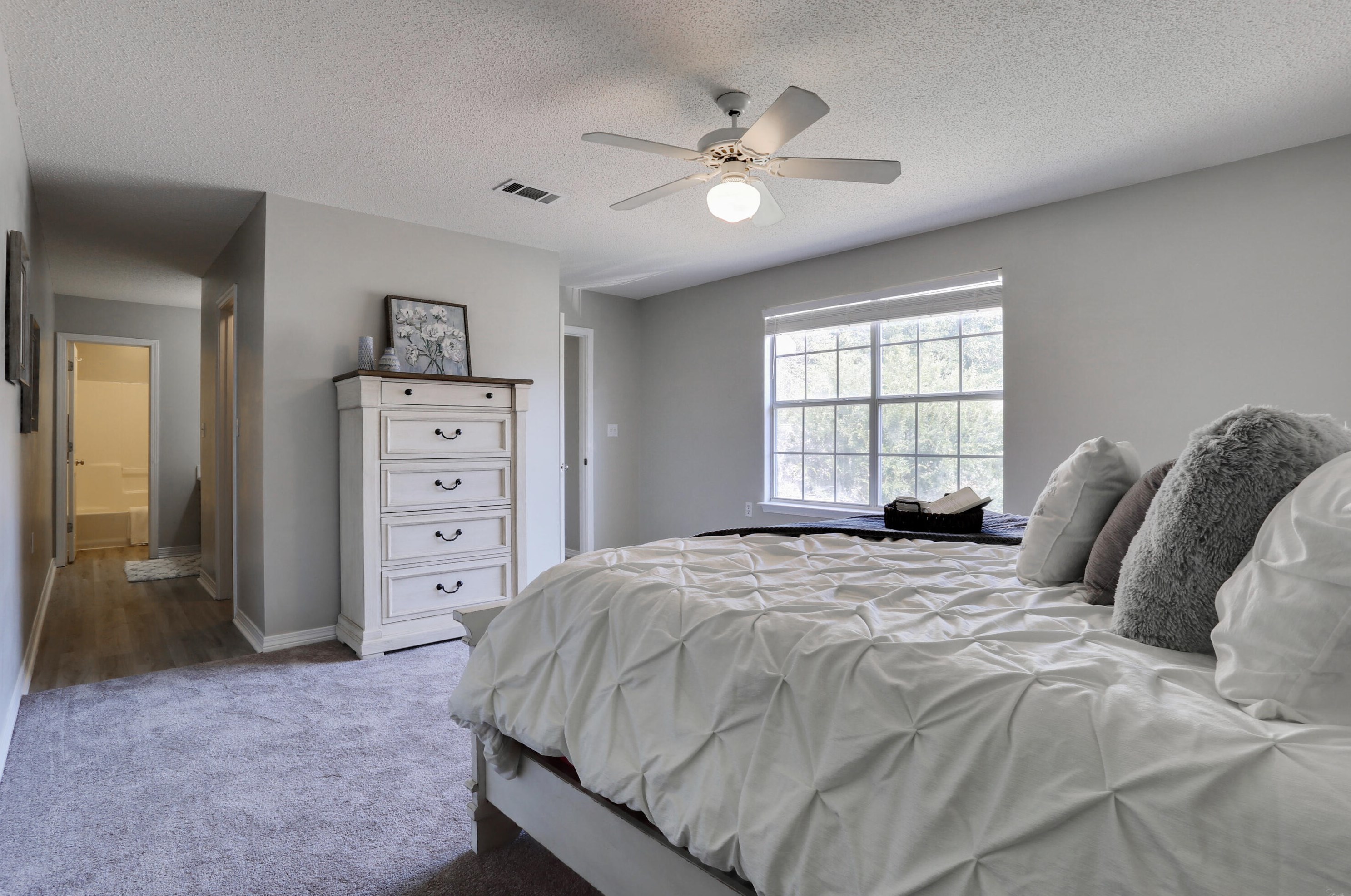512 Hillview Cir, Crestview FL  32536-9264 exterior
