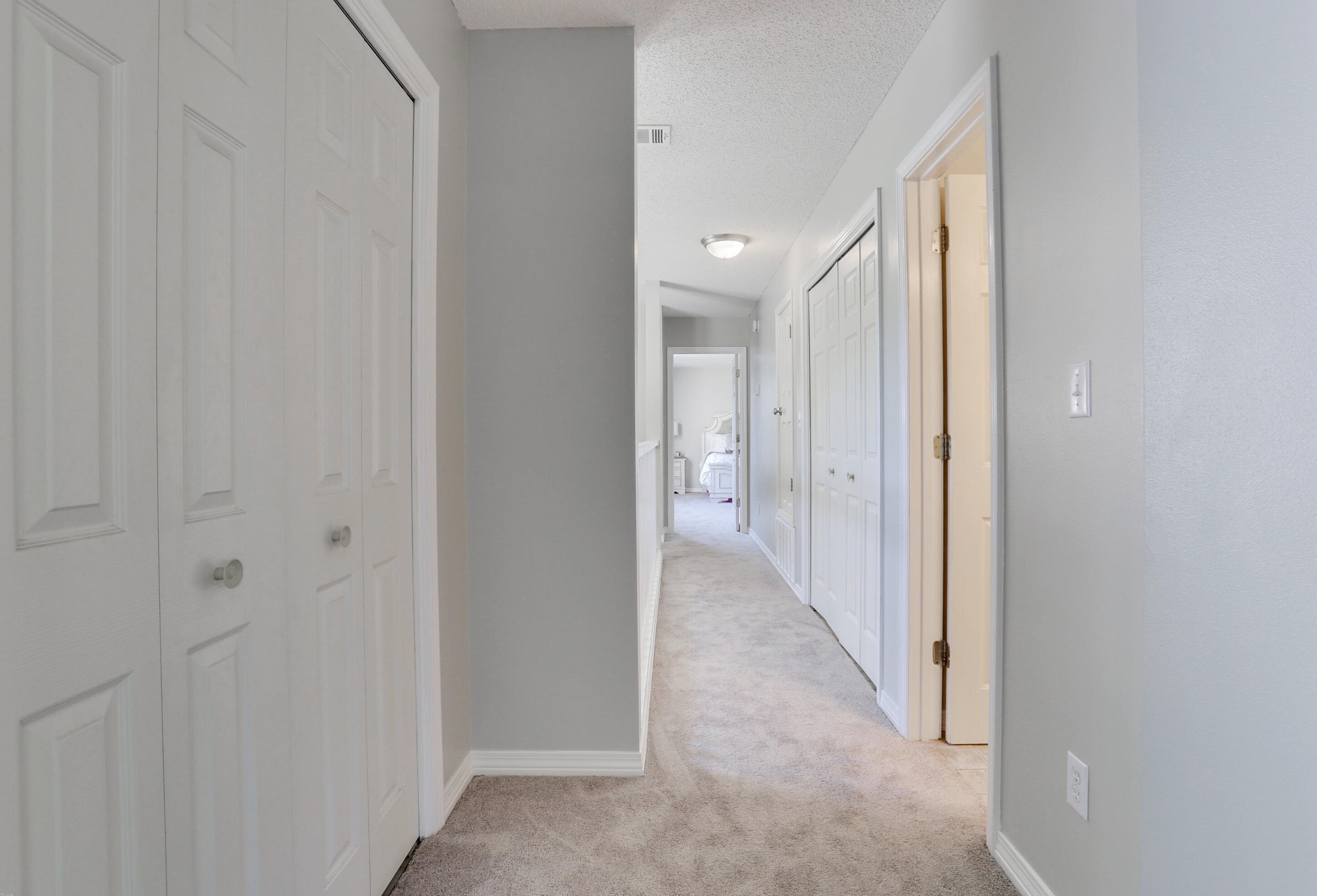 512 Hillview Cir, Crestview FL  32536-9264 exterior