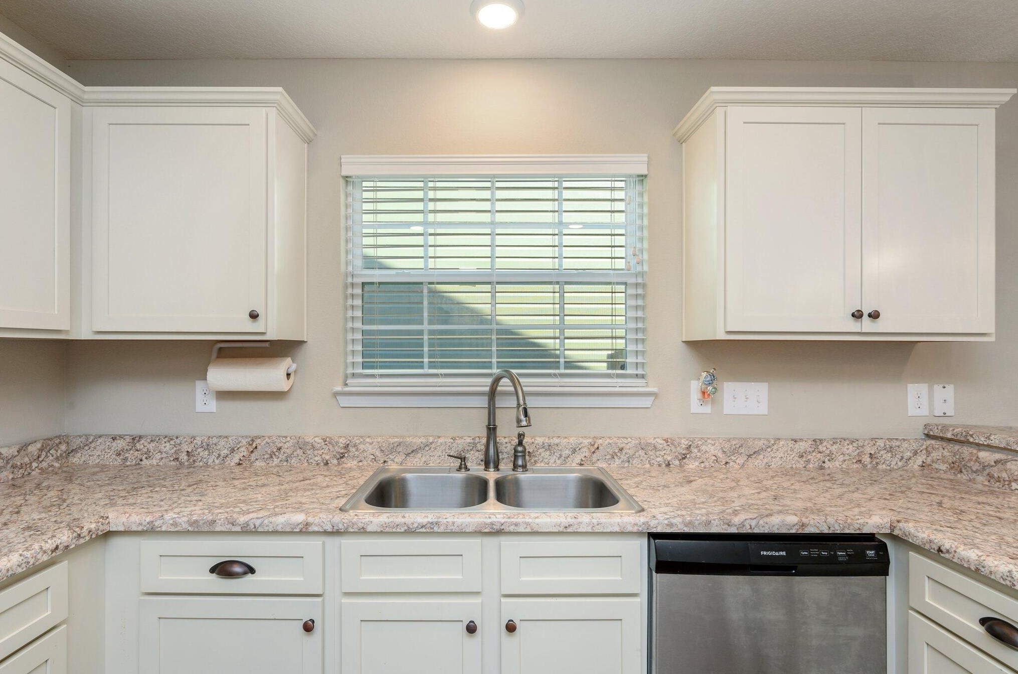 195 Wainwright Dr, Crestview FL  32539-6957 exterior