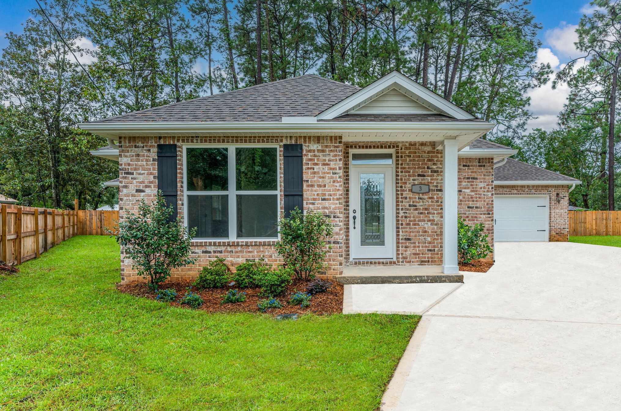 3 Marty Ln, Fort Walton Beach, FL 32547-1420