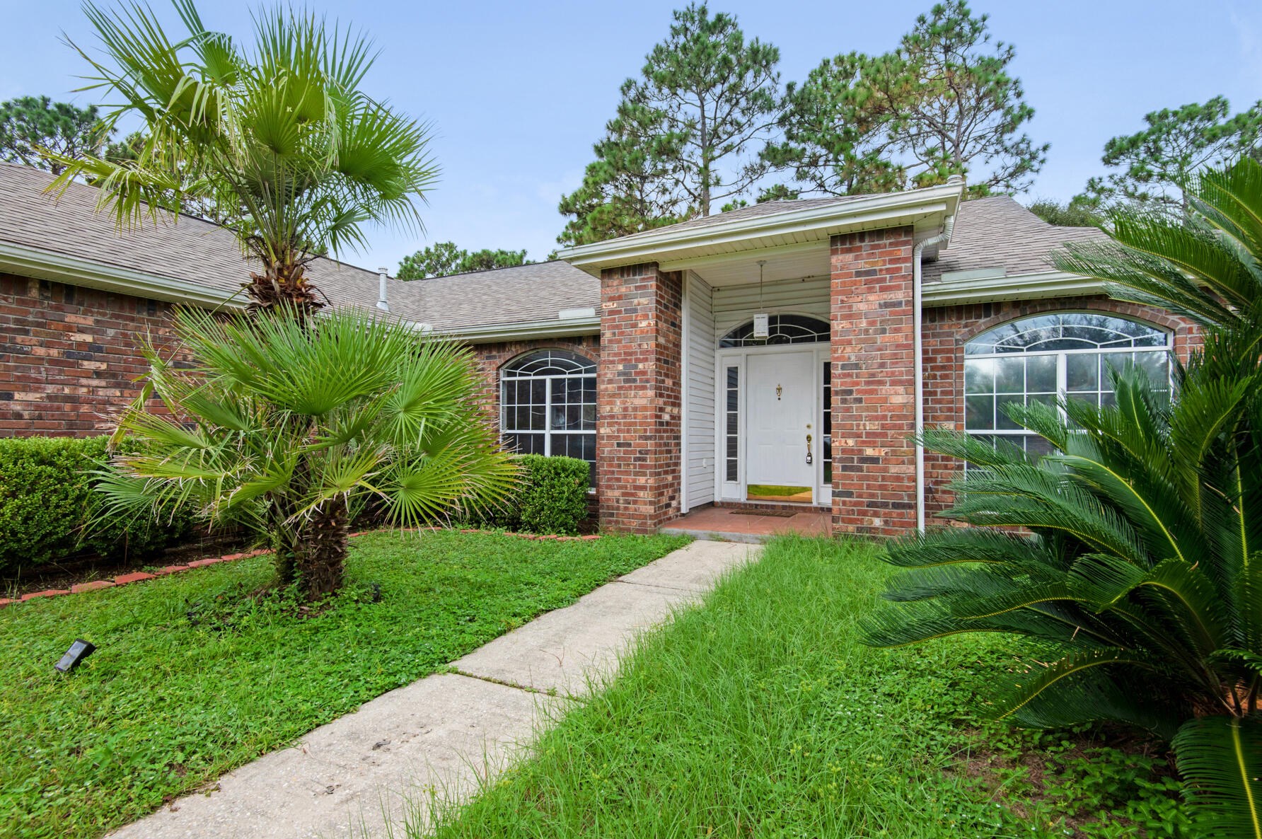 147 Steeplechase Dr, Crestview, FL 32539