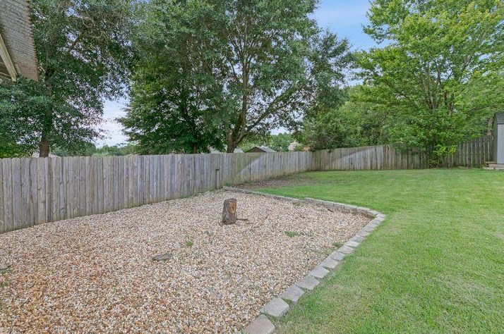 5132 Whitehurst Ln, Crestview FL  32536-2205 exterior