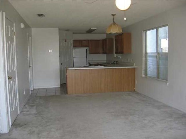 573 Florosa Ct, Mary Esther, FL 32569
