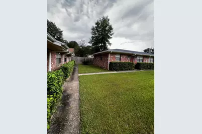 545 Hickory Avenue #C, Niceville, FL 32578 - Photo 12
