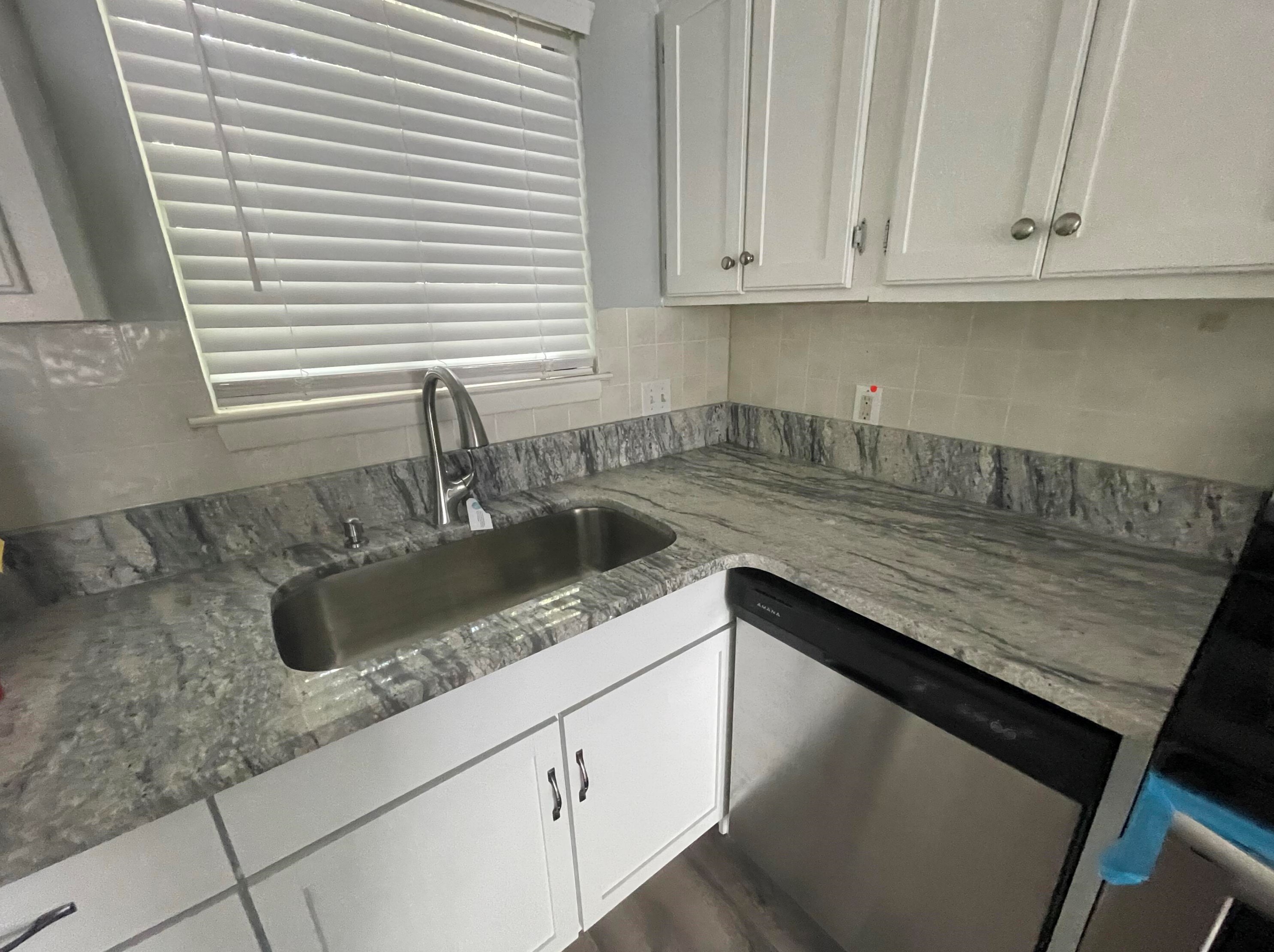 201 College Blvd E #13, Niceville, FL 32578