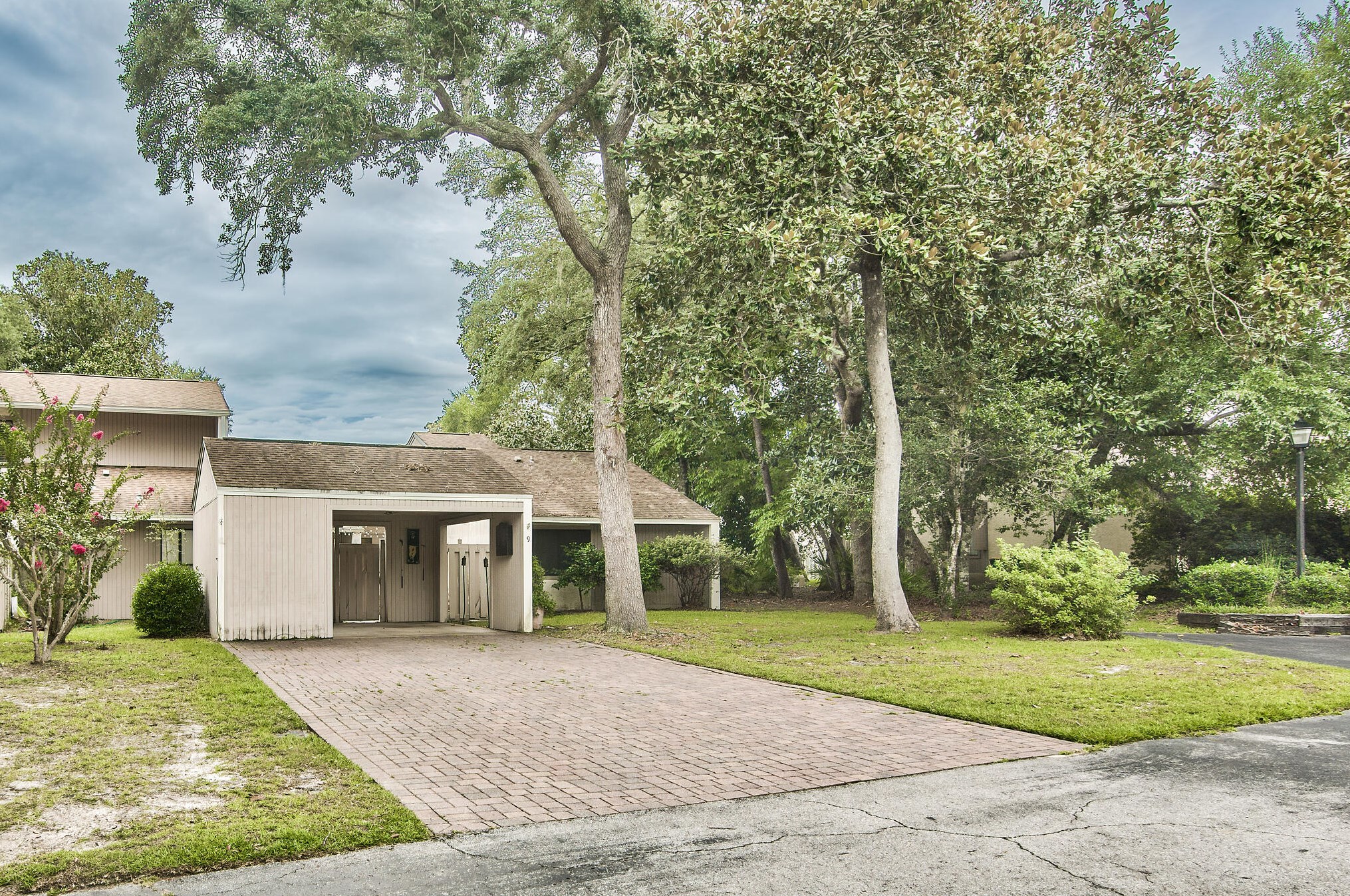800 Bay Dr #9, Niceville, FL 32578