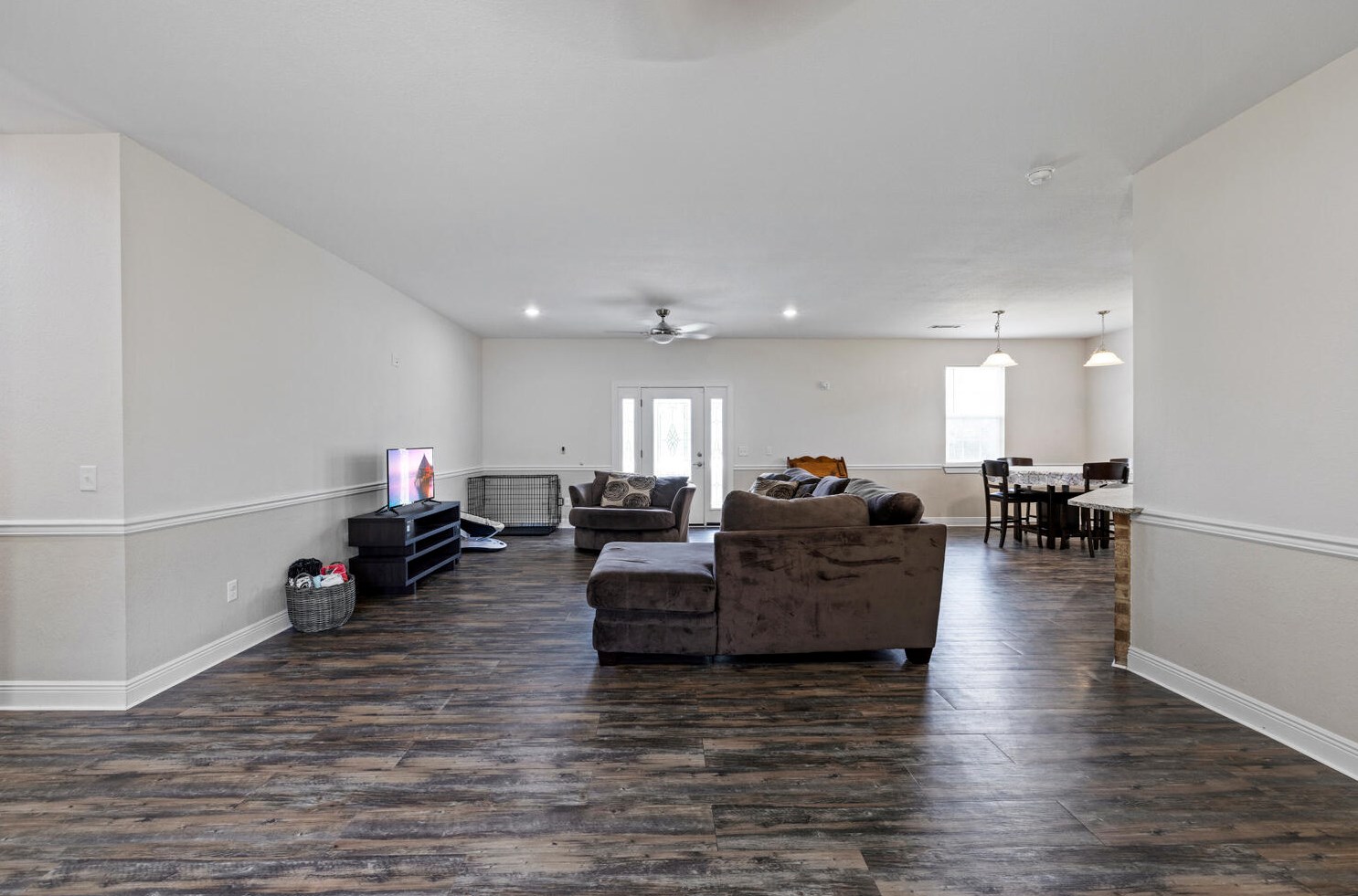40 Hidden Lakes Trail, Defuniak Springs, FL 32433