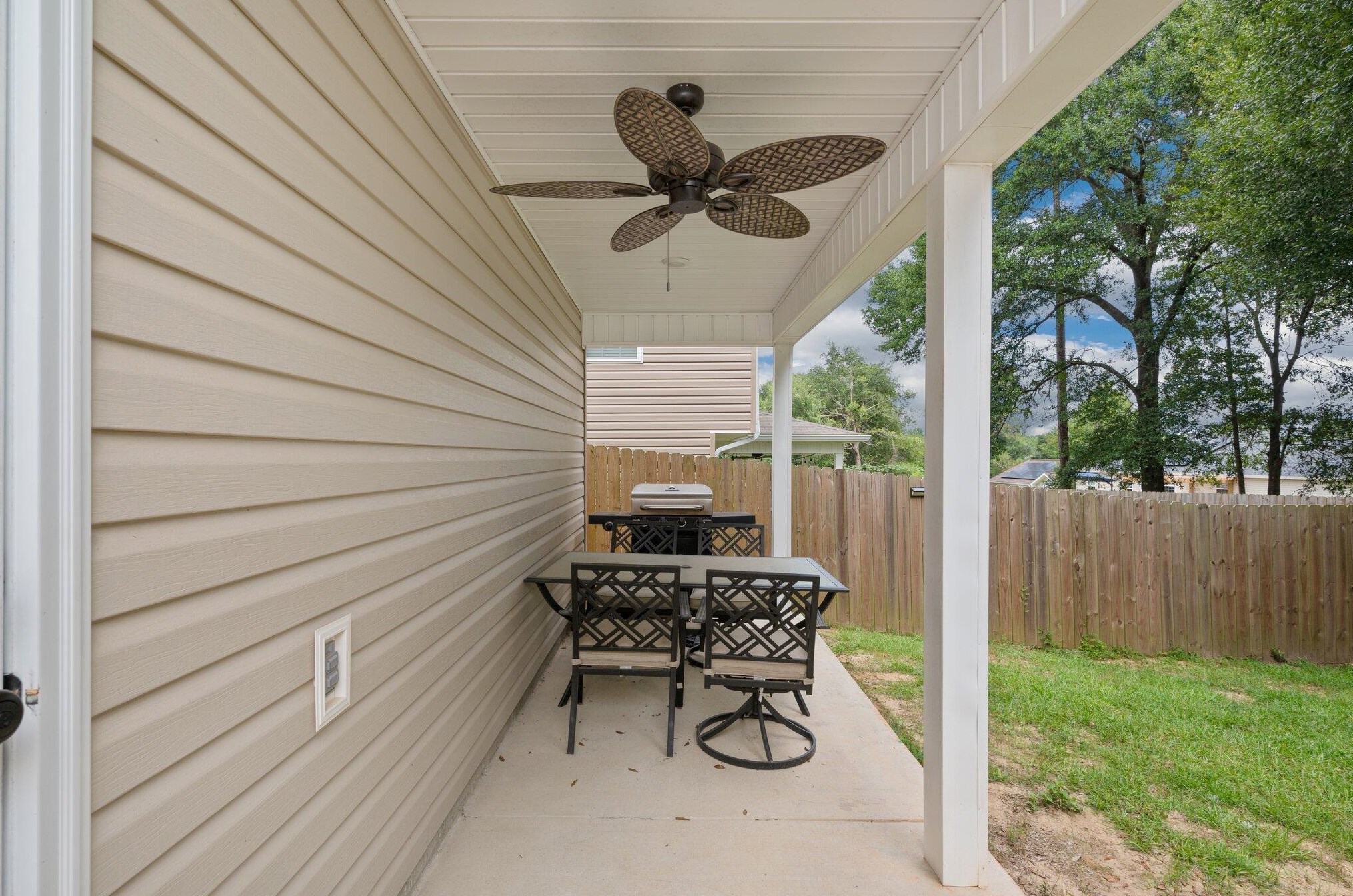 238 Wainwright Dr, Crestview FL  32539-6958 exterior