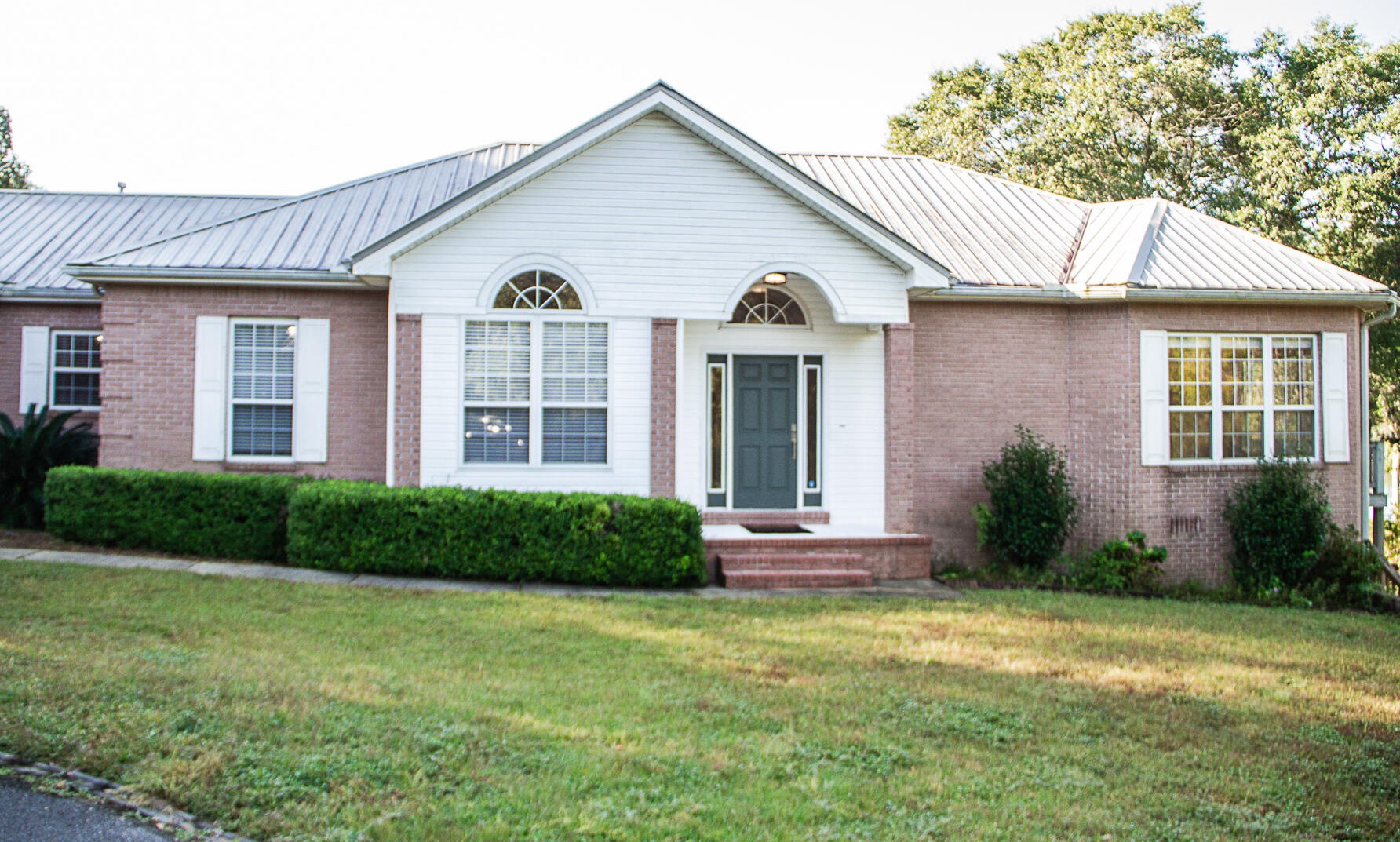 813 Gavernie Ct, Crestview FL  32539-8303 exterior