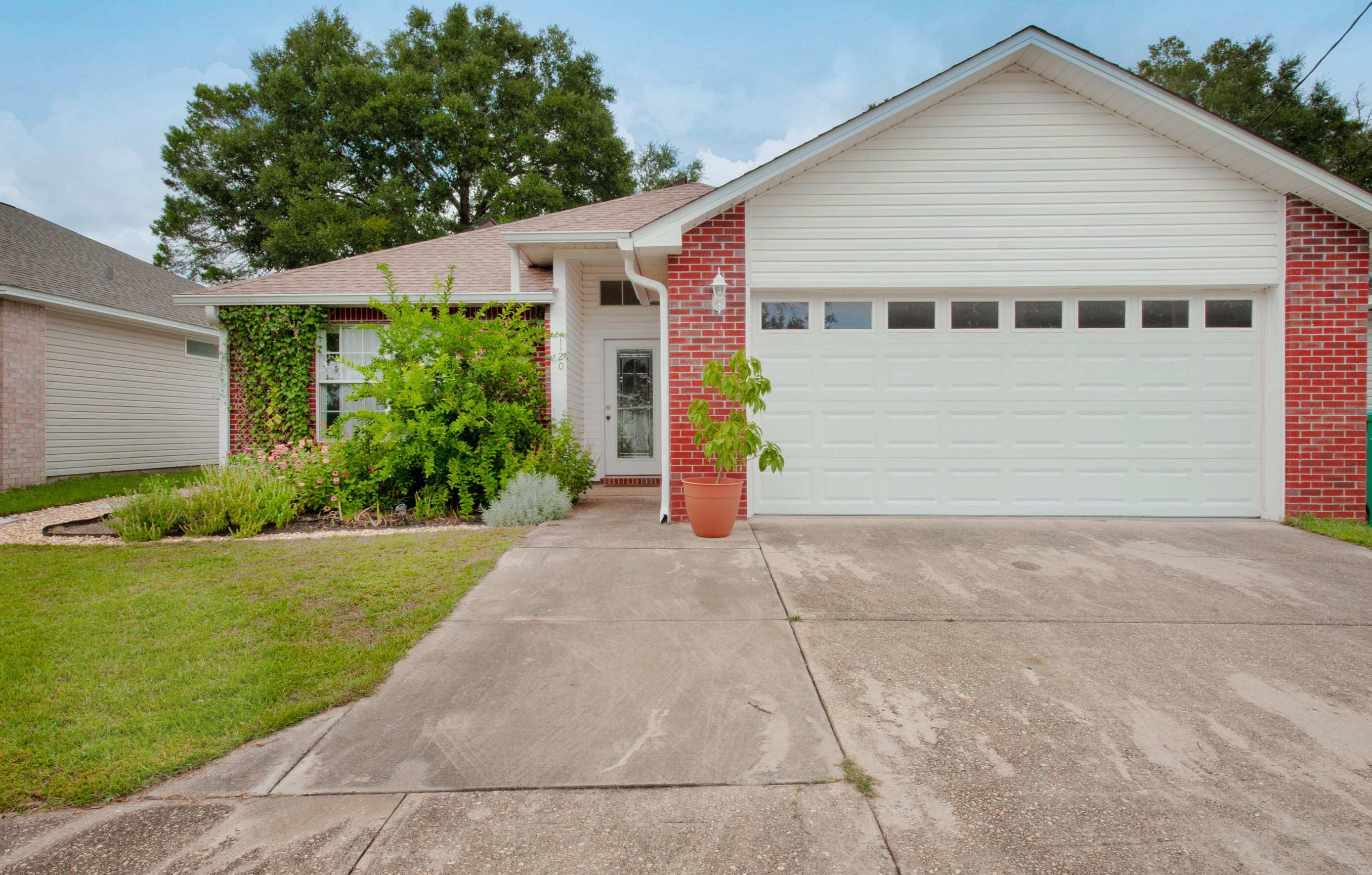 1120 Ivey Ter, Niceville, FL 32578-2133