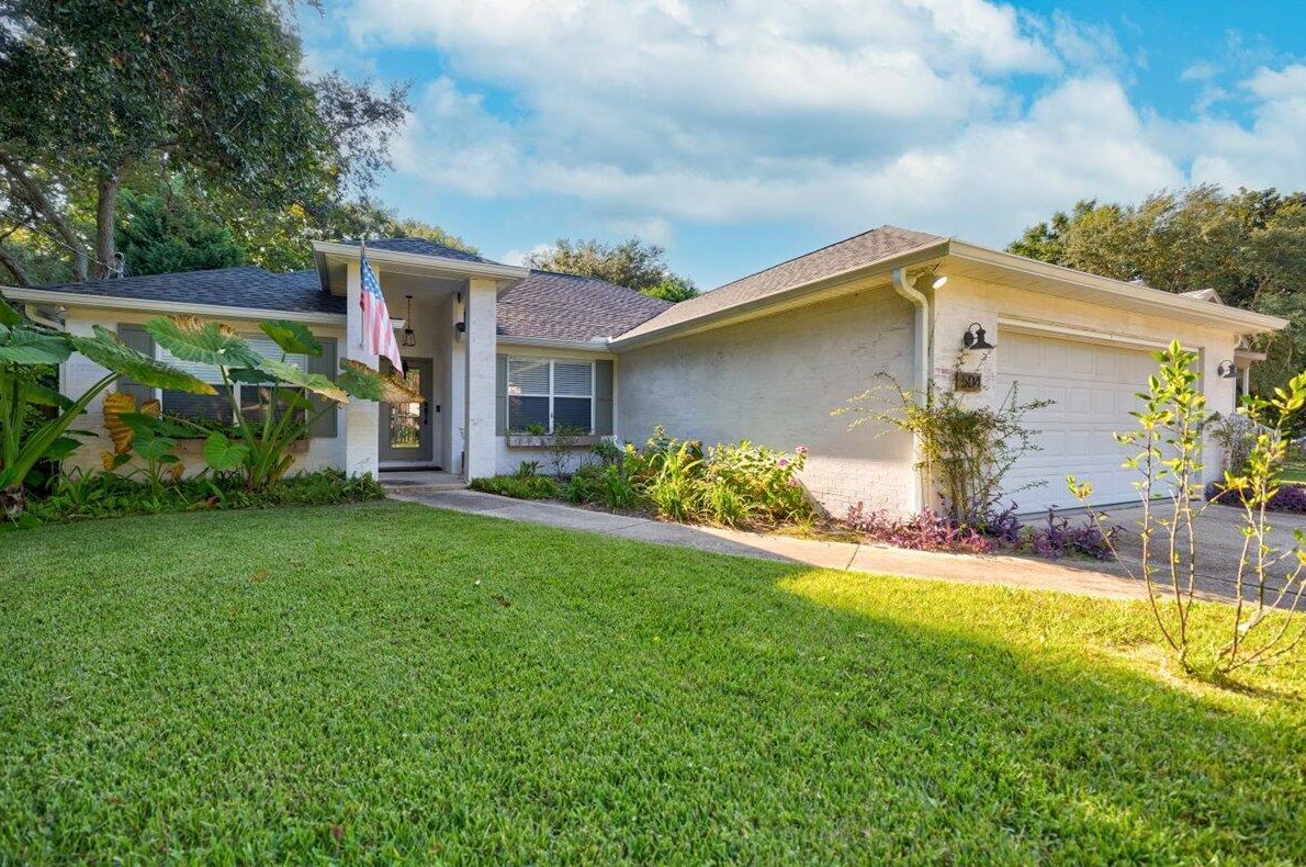 504 First Ave, Destin FL  32541-1702 exterior