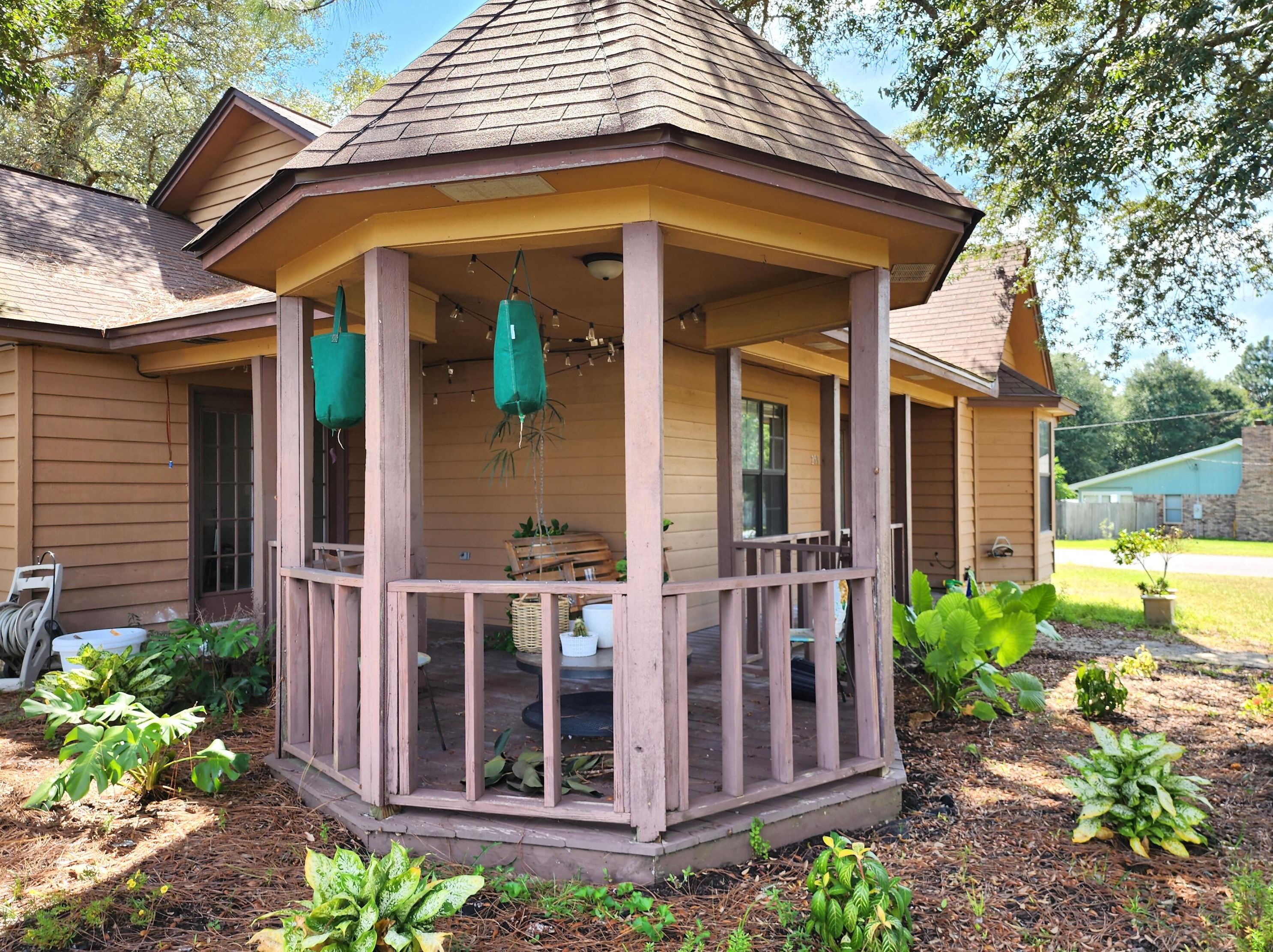 259 Grand Prix Dr, Crestview FL  32536-9296 exterior
