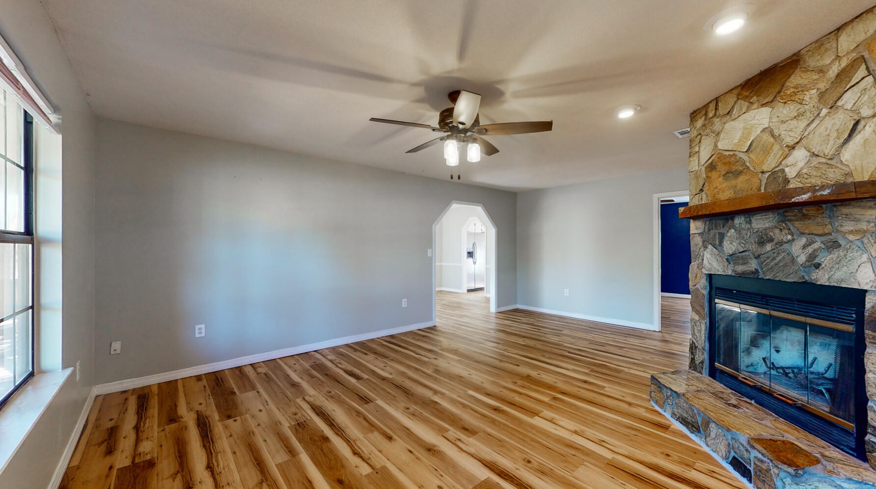 259 Grand Prix Dr, Crestview FL  32536-9296 exterior