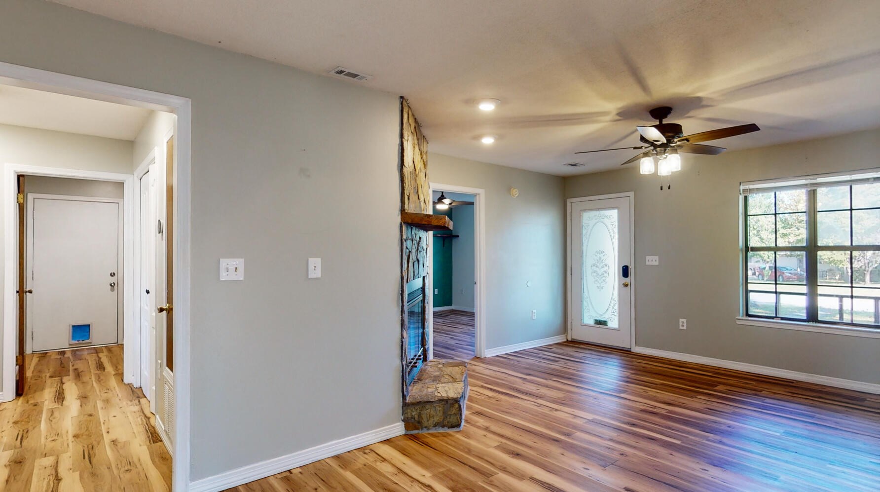 259 Grand Prix Dr, Crestview FL  32536-9296 exterior