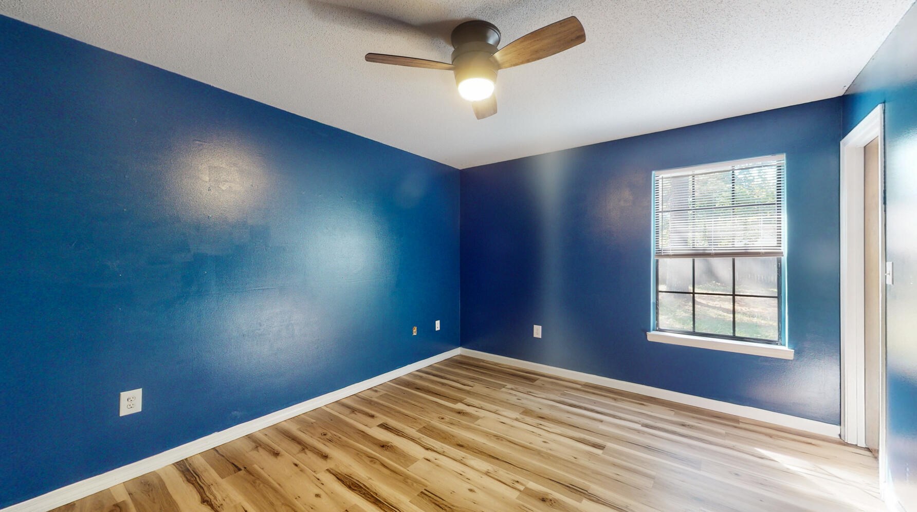 259 Grand Prix Dr, Crestview FL  32536-9296 exterior