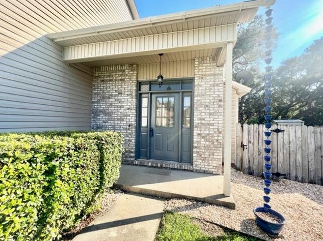 156 Wright Cir, Niceville, FL 32578