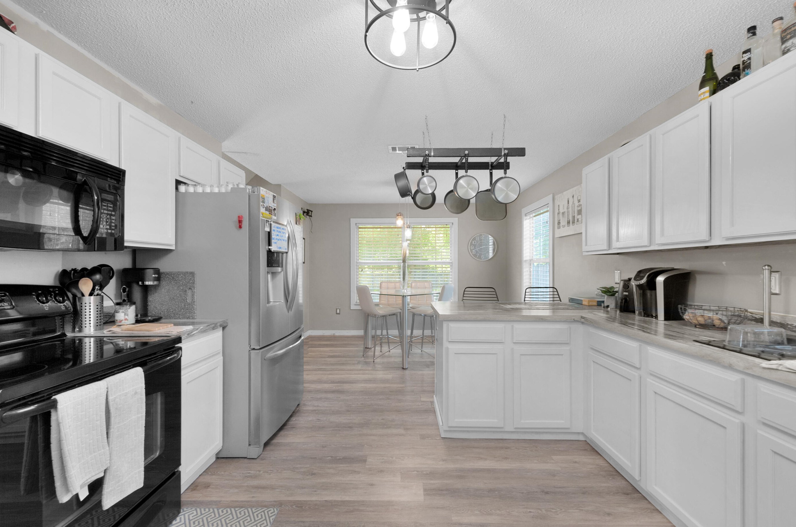 131 Nicole Ln, Crestview FL  32539-6051 exterior