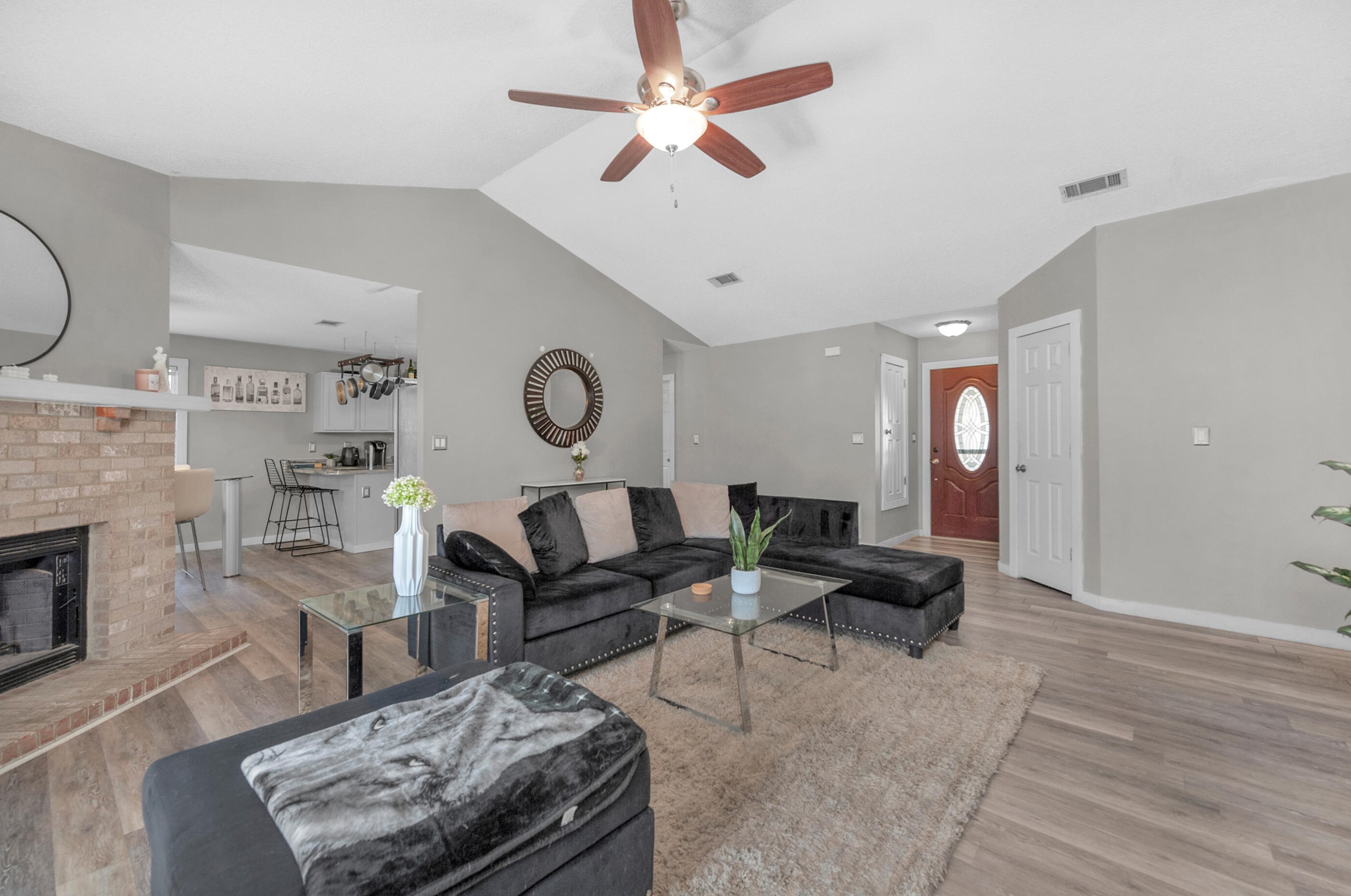 131 Nicole Ln, Crestview FL  32539-6051 exterior