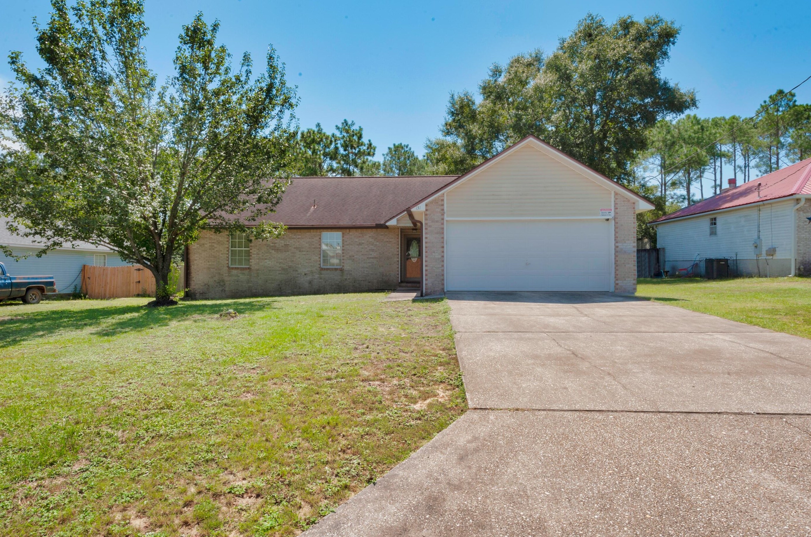 131 Nicole Ln, Crestview FL  32539-6051 exterior