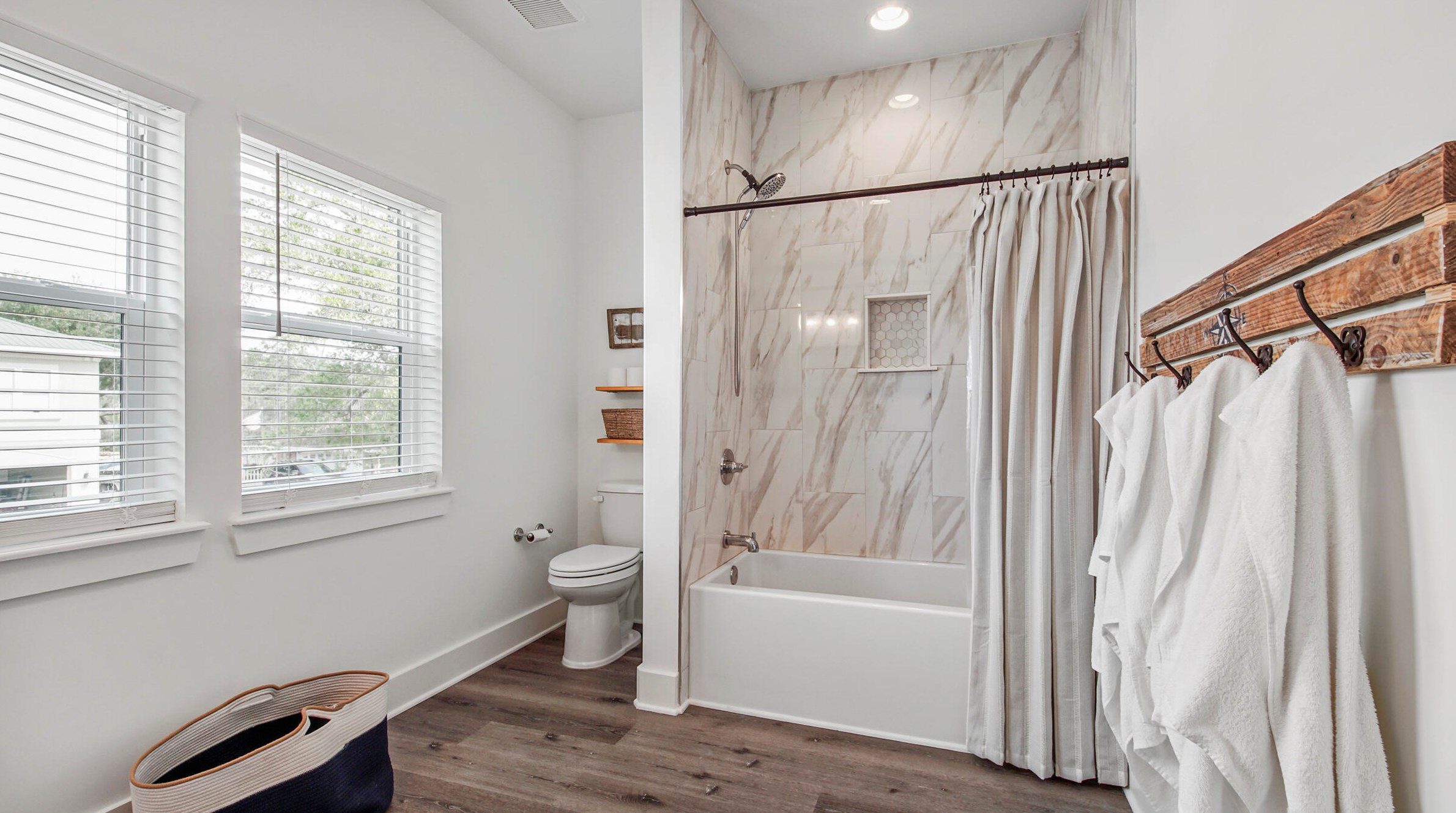 100 Rivercrest Cir, Santa Rosa Beach FL  32459-7109 exterior