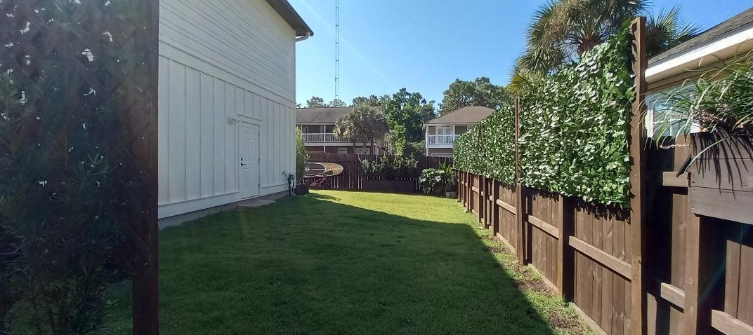 100 Rivercrest Cir, Santa Rosa Beach FL  32459-7109 exterior