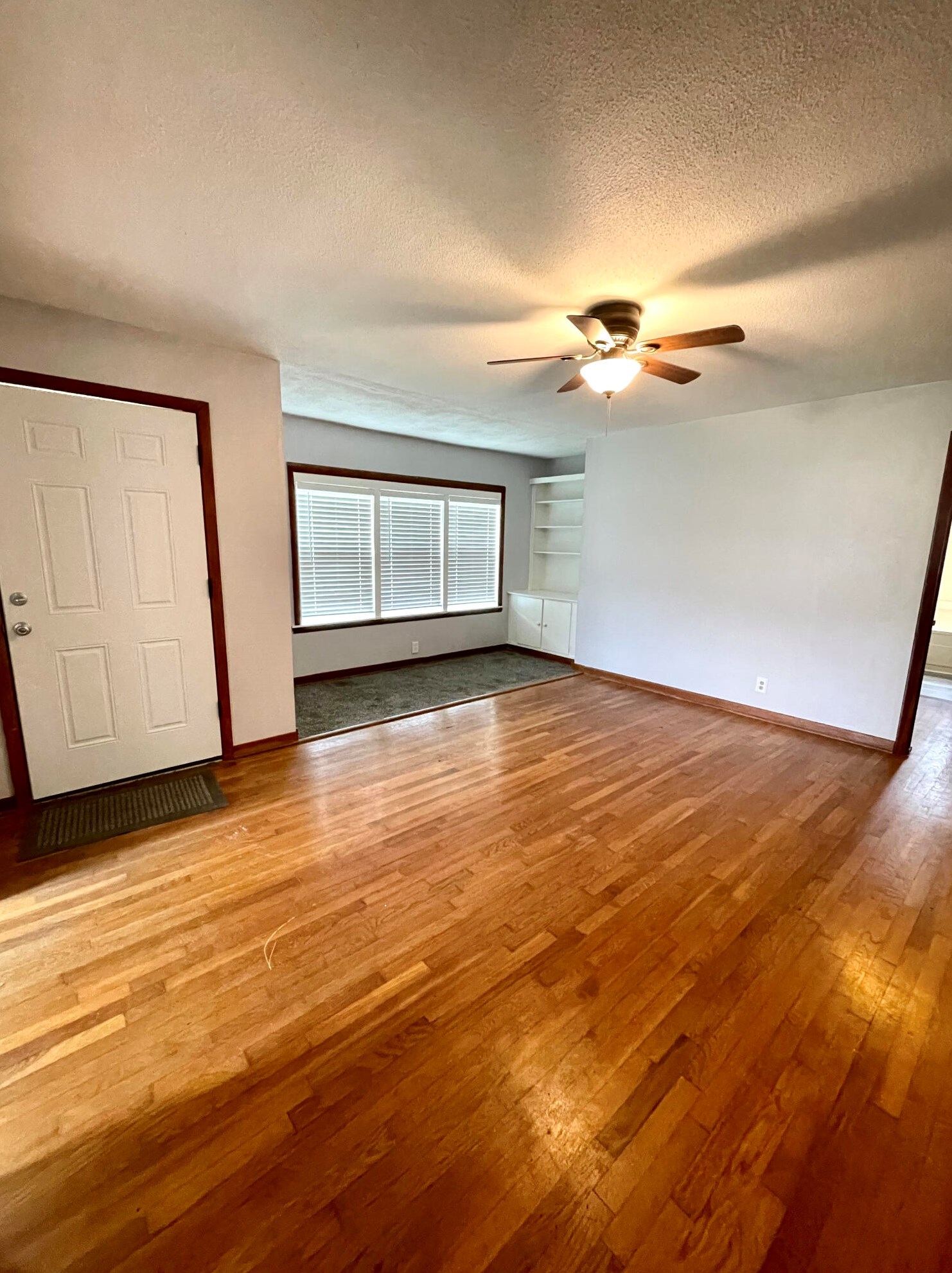 114 Ridgewood Ave, Mary Esther, FL 32569-2732