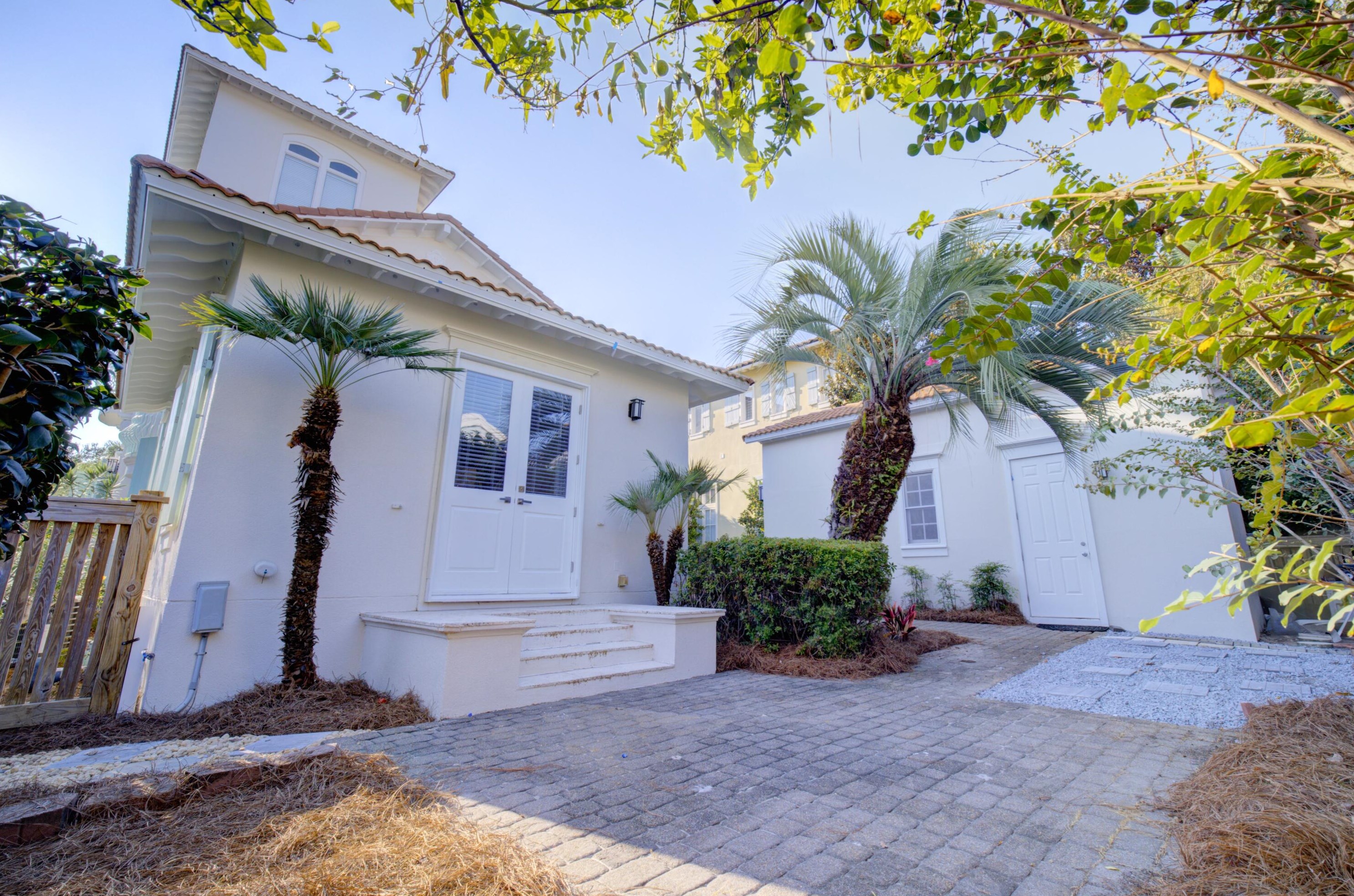 37 Rue Martine, Destin FL  32550-4909 exterior
