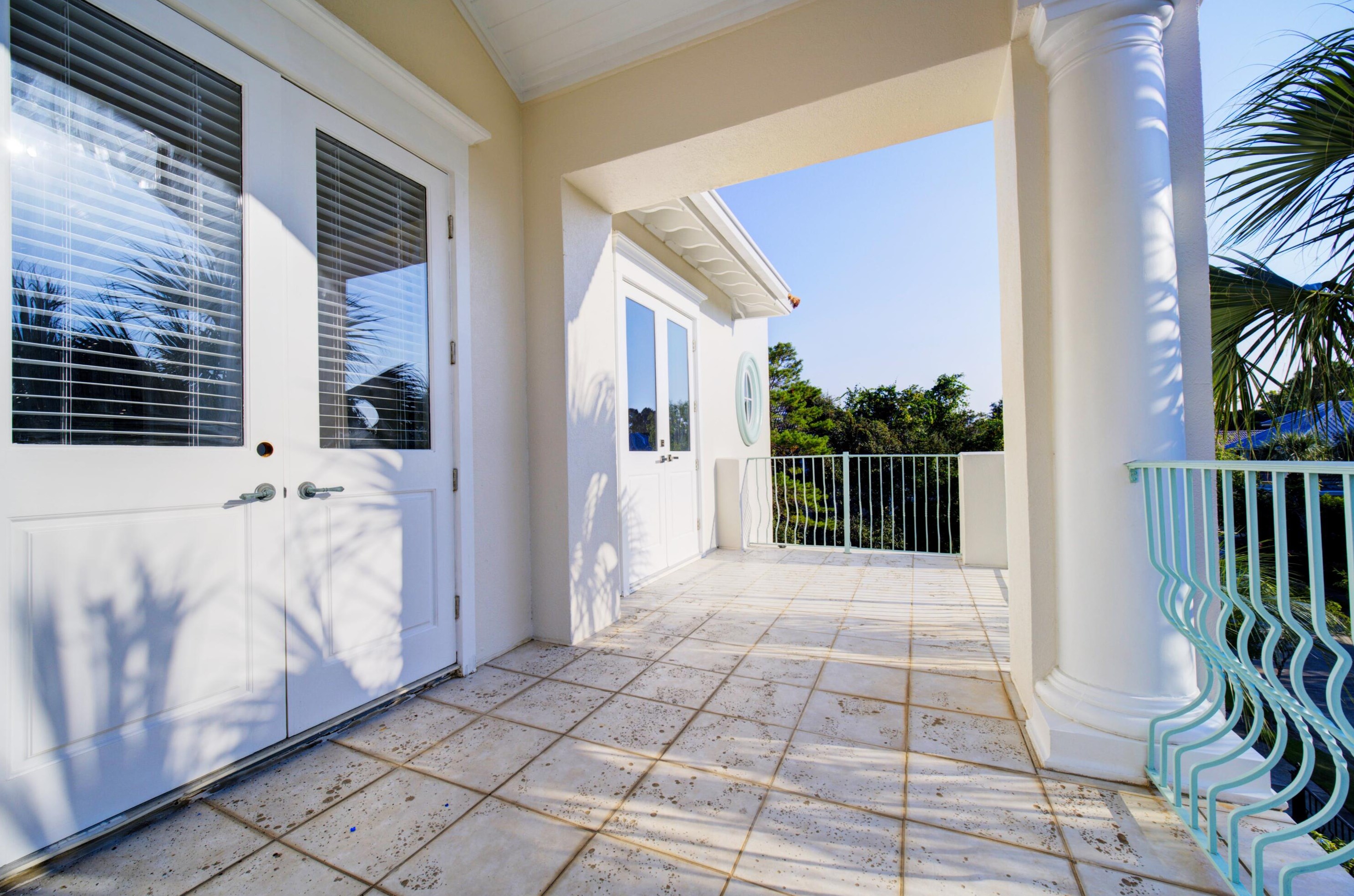 37 Rue Martine, Destin FL  32550-4909 exterior