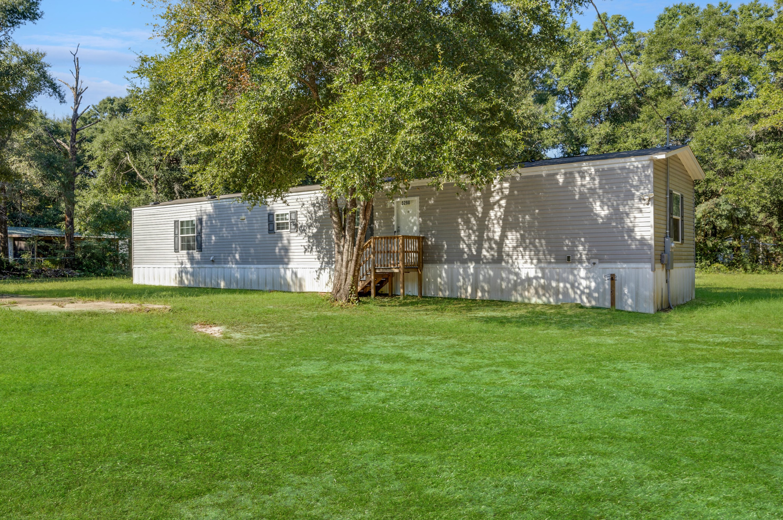 5298 Godfrey St, Crestview, FL 32539-8194