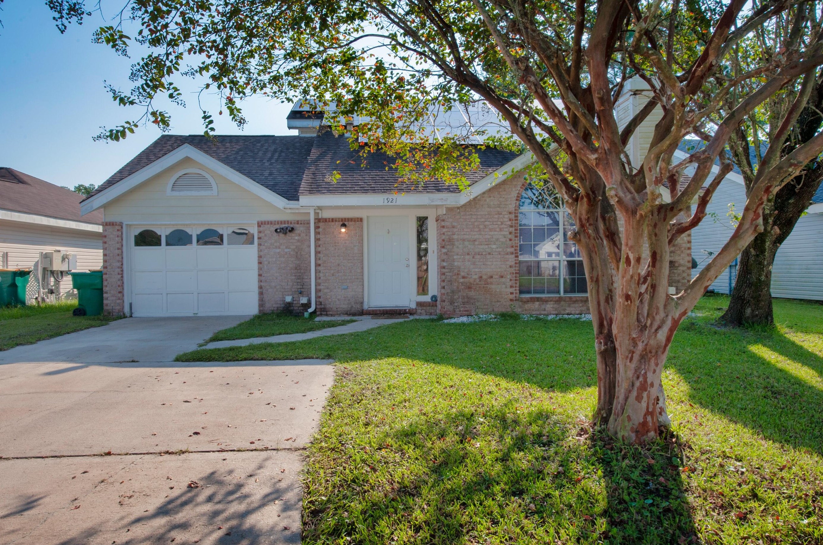 1921 Heartland Dr, Fort Walton Beach, FL 32547