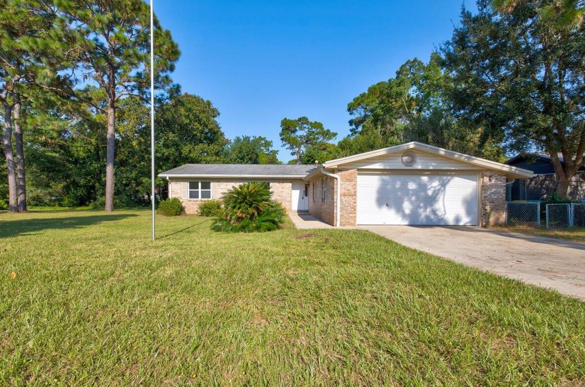 25 Bayview Dr, Shalimar, FL 32579