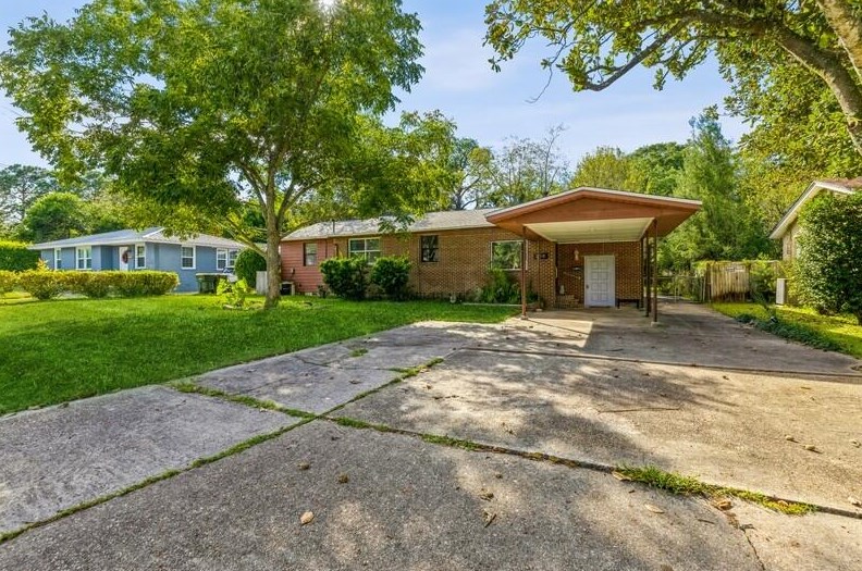 266 Beachview Dr, Fort Walton Beach, FL 32547-2837
