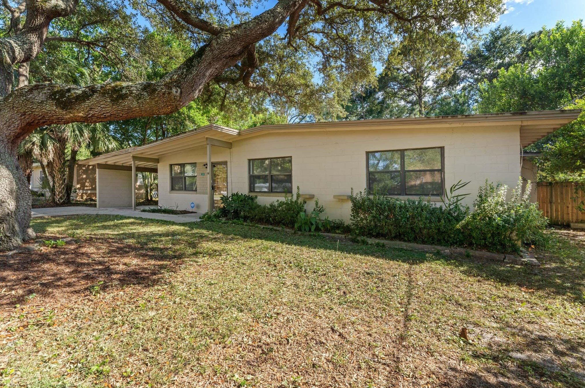 359 Gardner Dr, Fort Walton Beach, FL 32548-5138