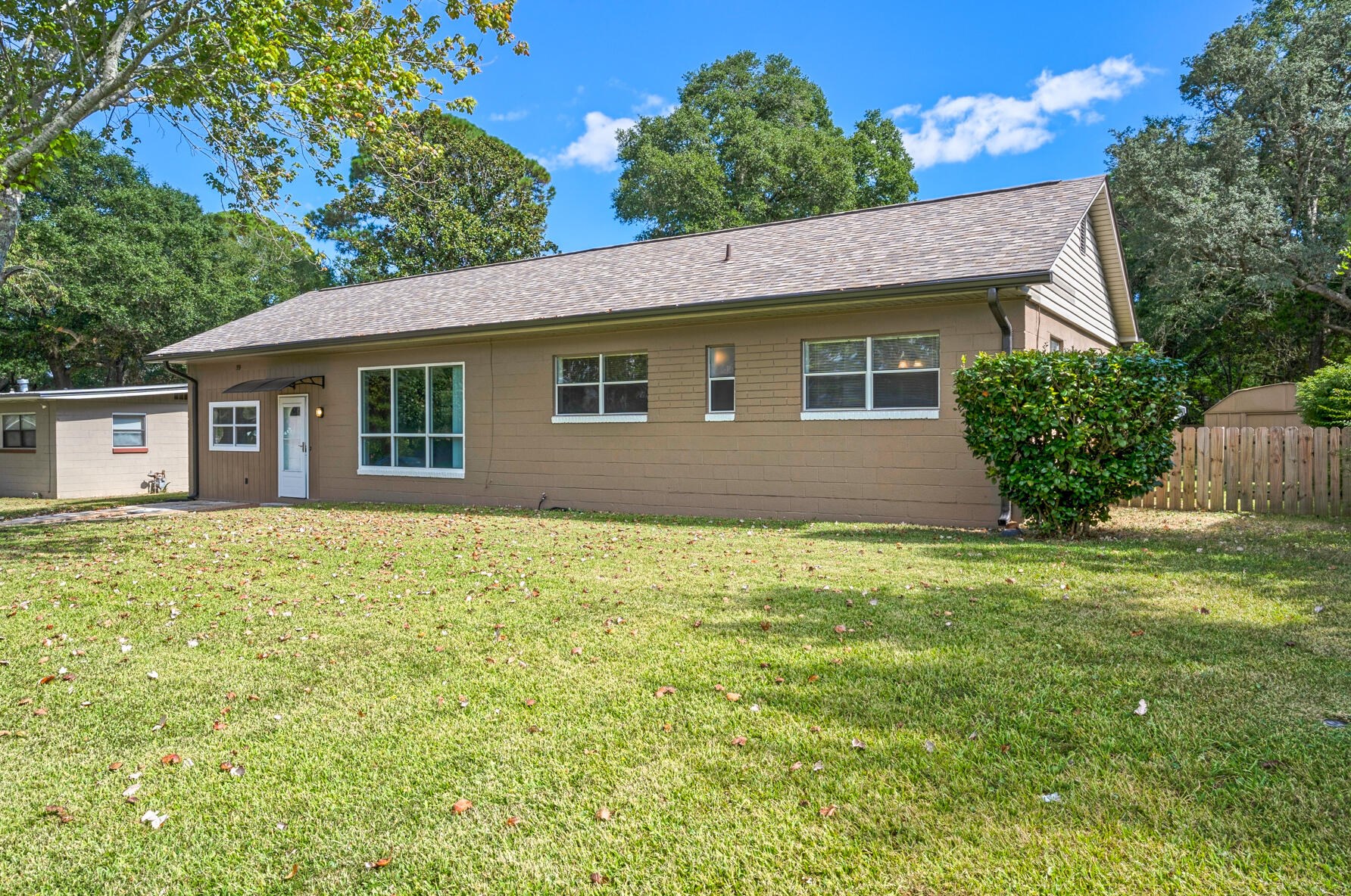 59 Laurie Dr, Fort Walton Beach, FL 32548-5148