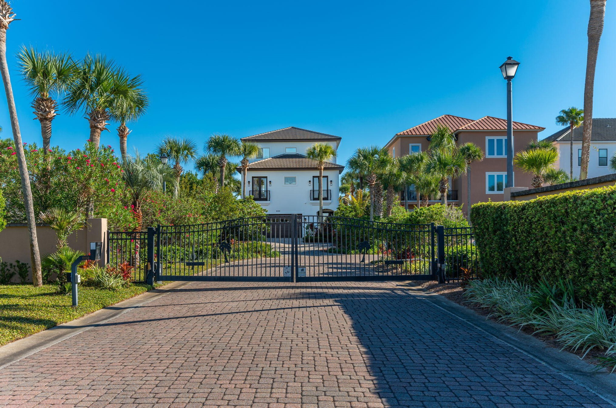 2584 Cayenne Ln, Shalimar, FL 32579