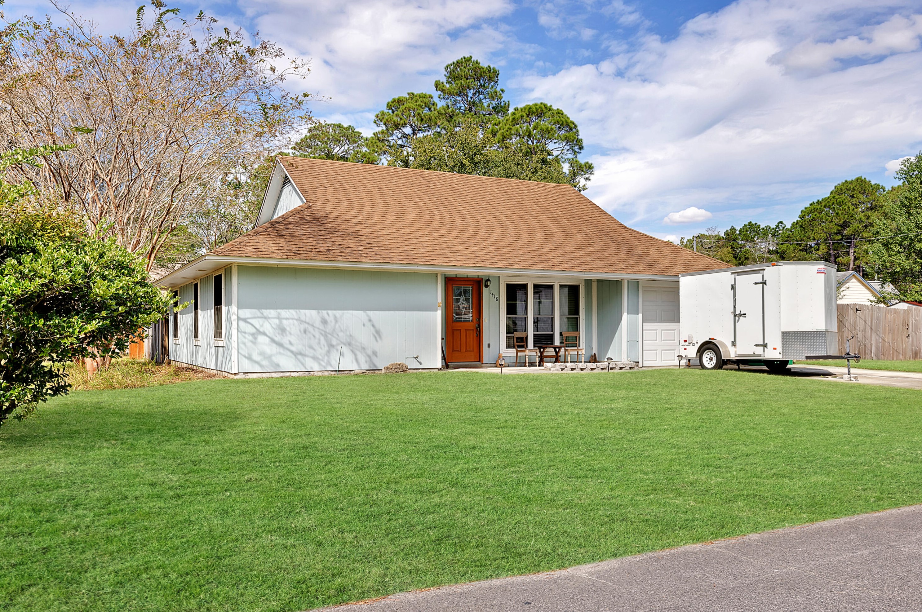 1418 Mixon Dr, Fort Walton Beach, FL 32547