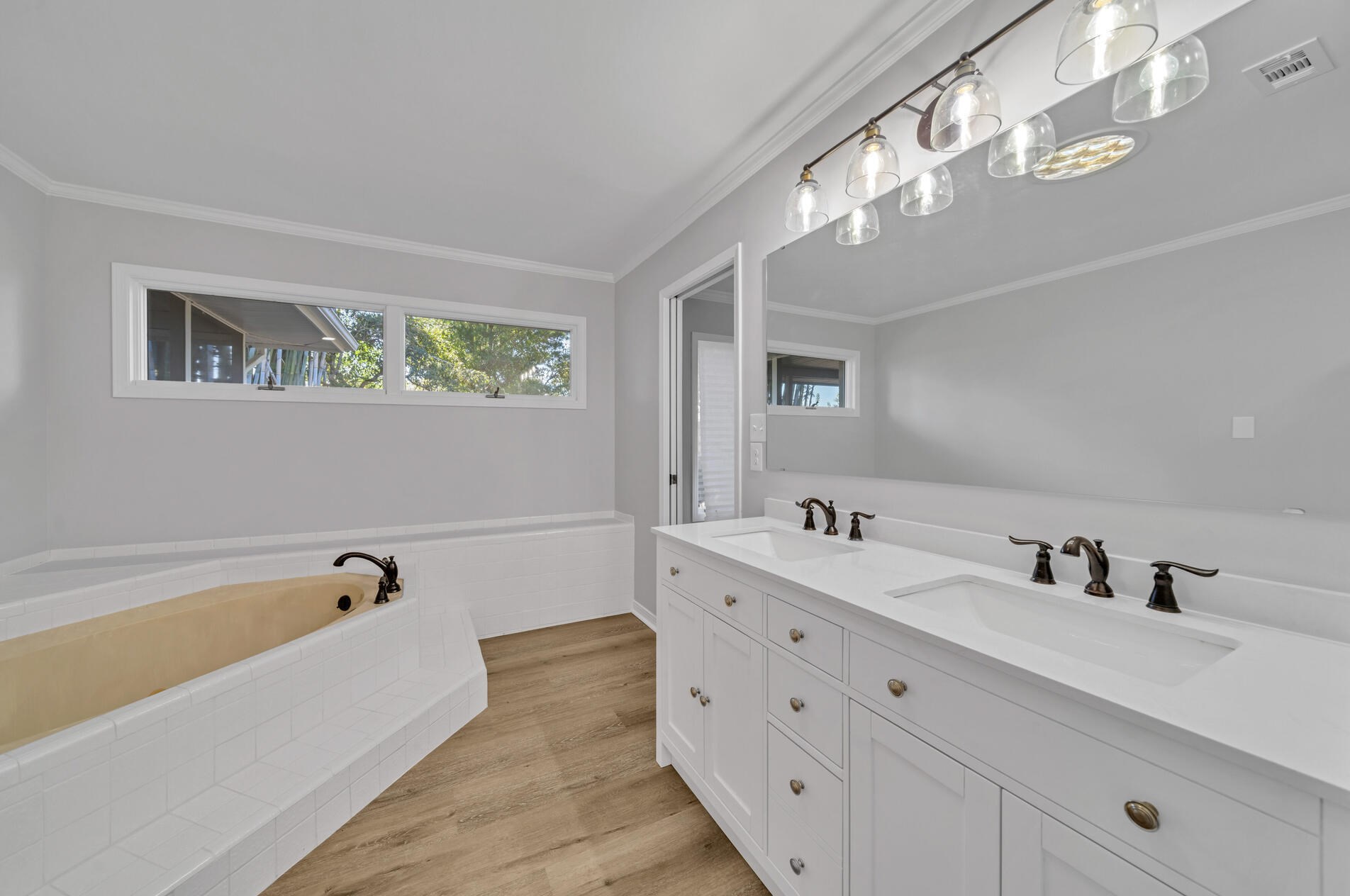 26 Country Club Dr, Destin FL  32541-4404 exterior