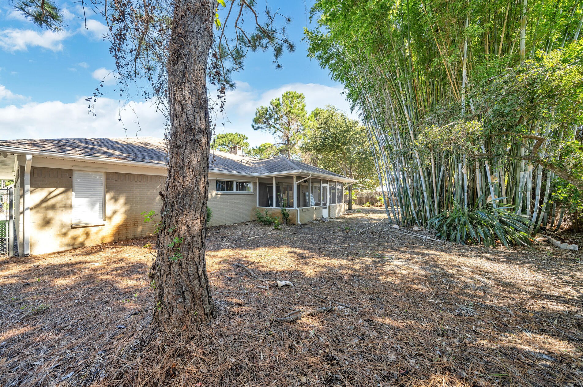 26 Country Club Dr, Destin FL  32541-4404 exterior