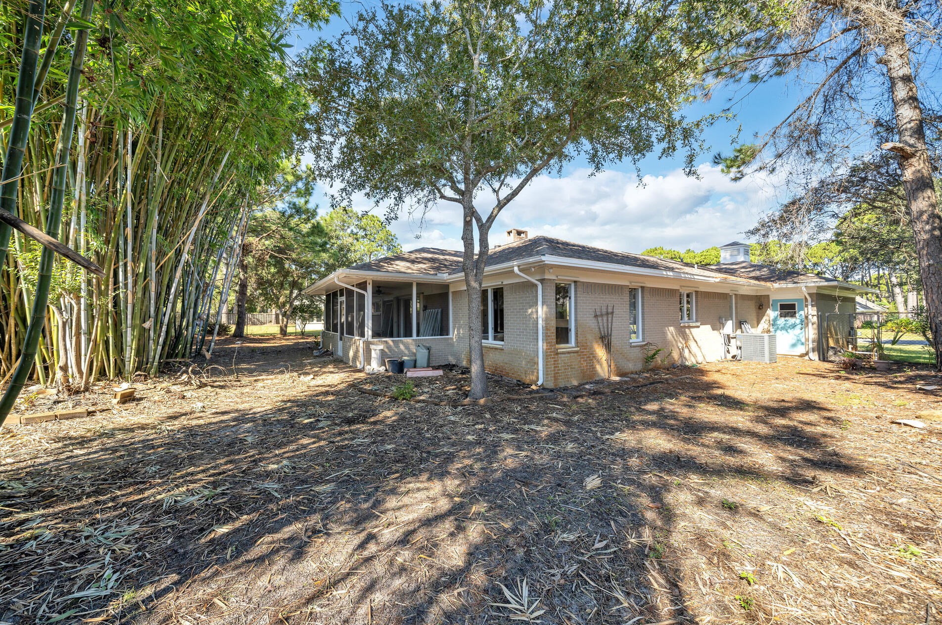 26 Country Club Dr, Destin FL  32541-4404 exterior