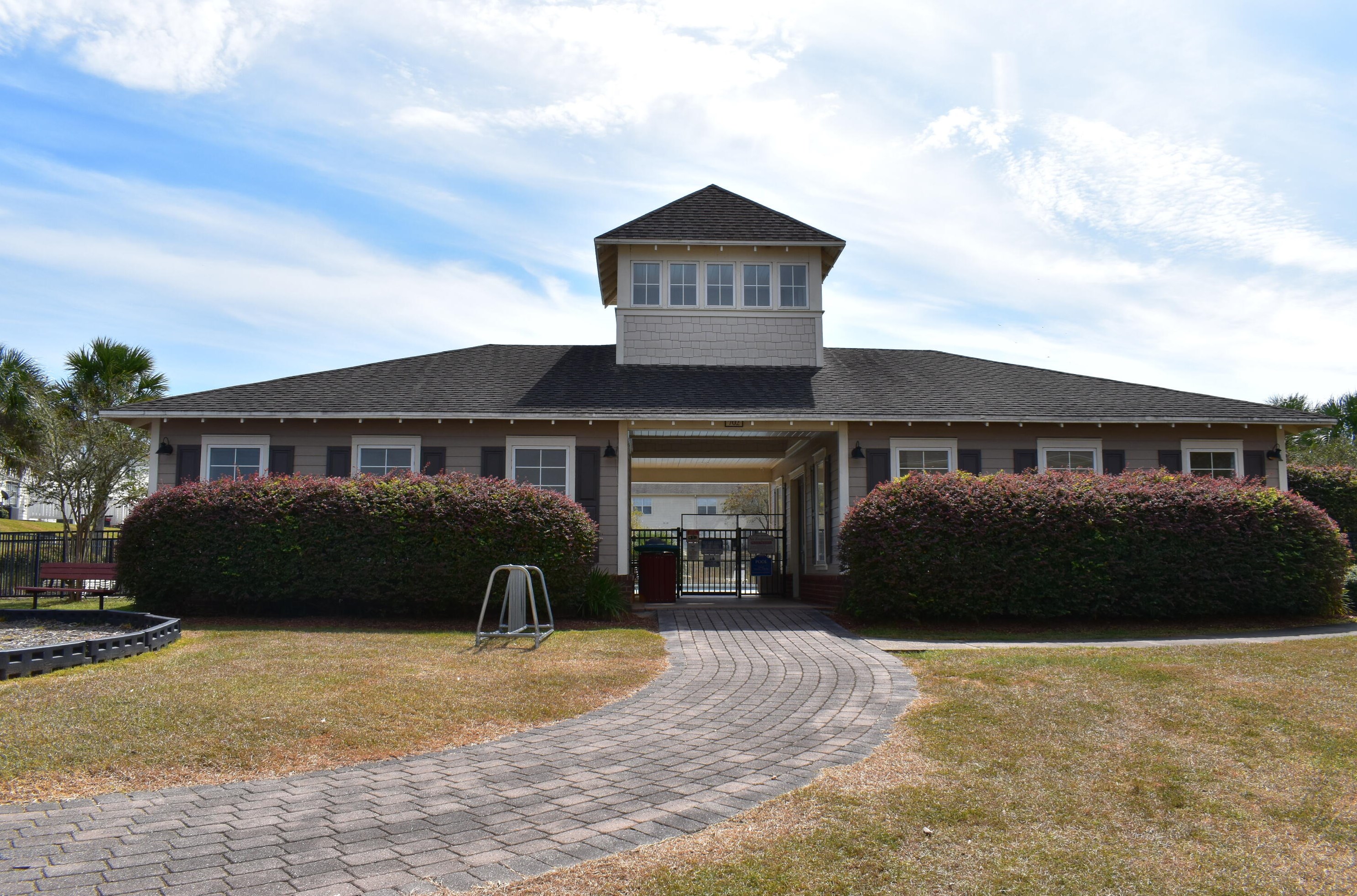 535 Wingspan Way, Crestview FL  32536-2255 exterior